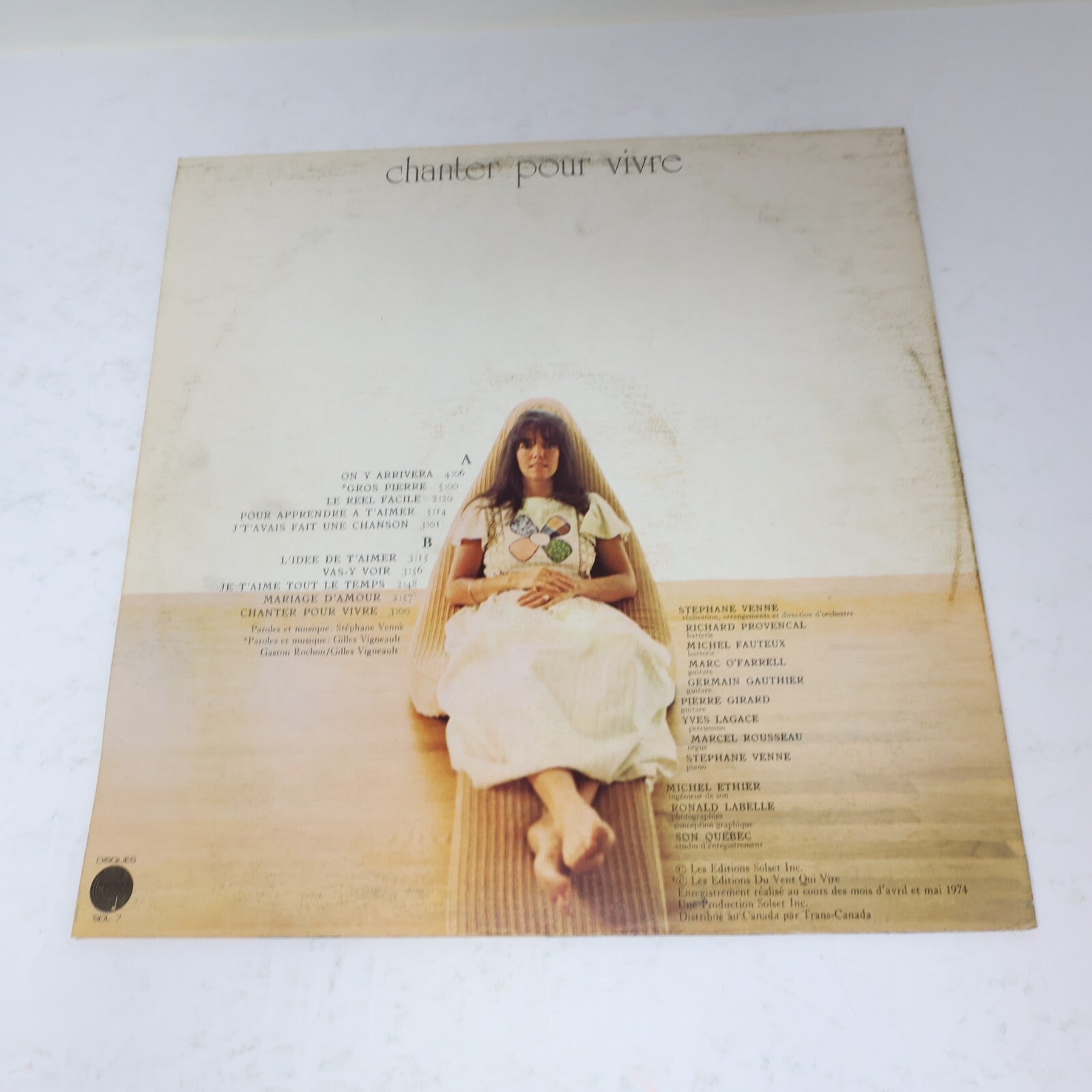 Emmanuëlle Lot 2 Disques Chanter Pour Vivre/Monde À L'Envers Emmanuelle Record