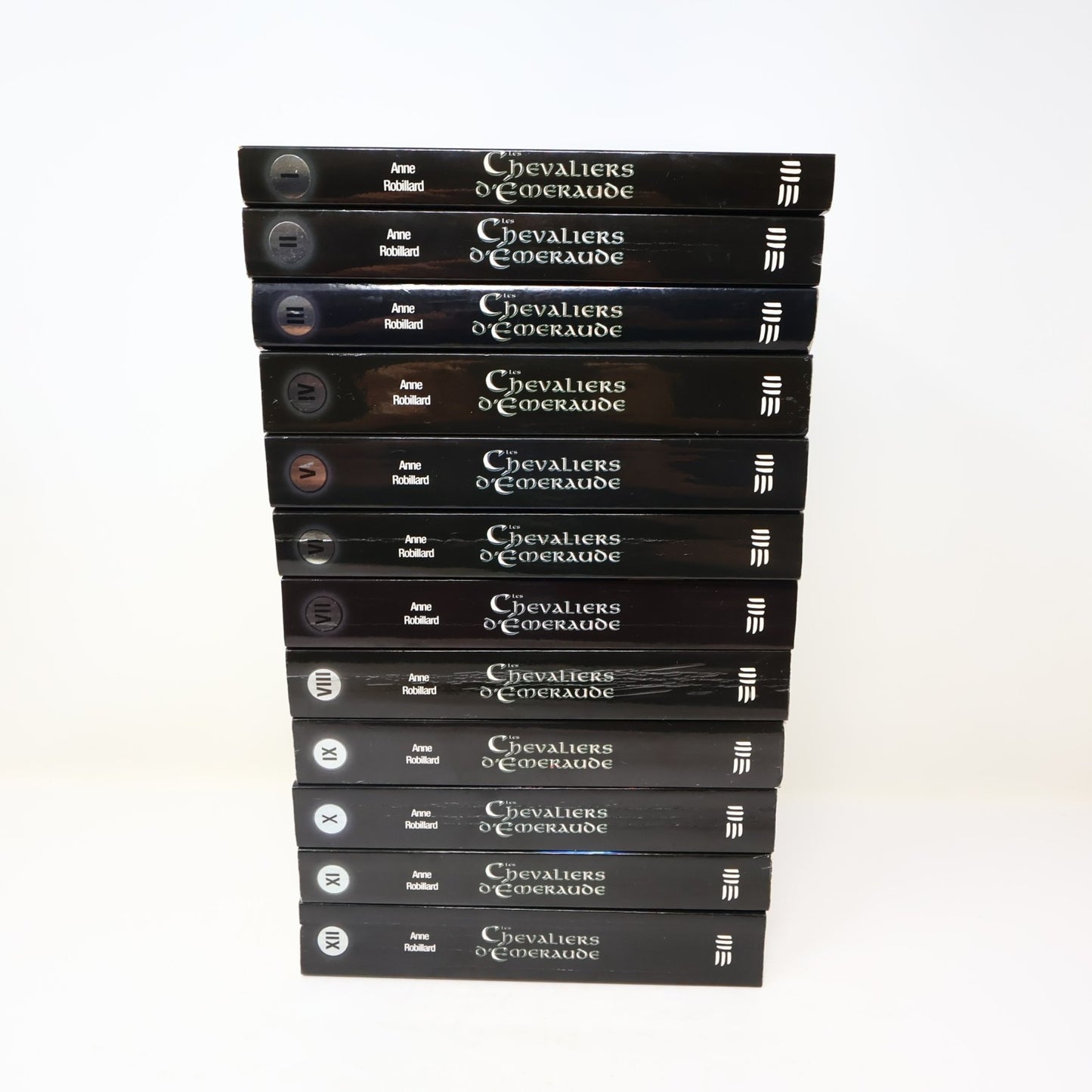 Les Chevaliers d'Émeraude #1-12 Série Complète Lot 12 Livres Anne Robillard PB