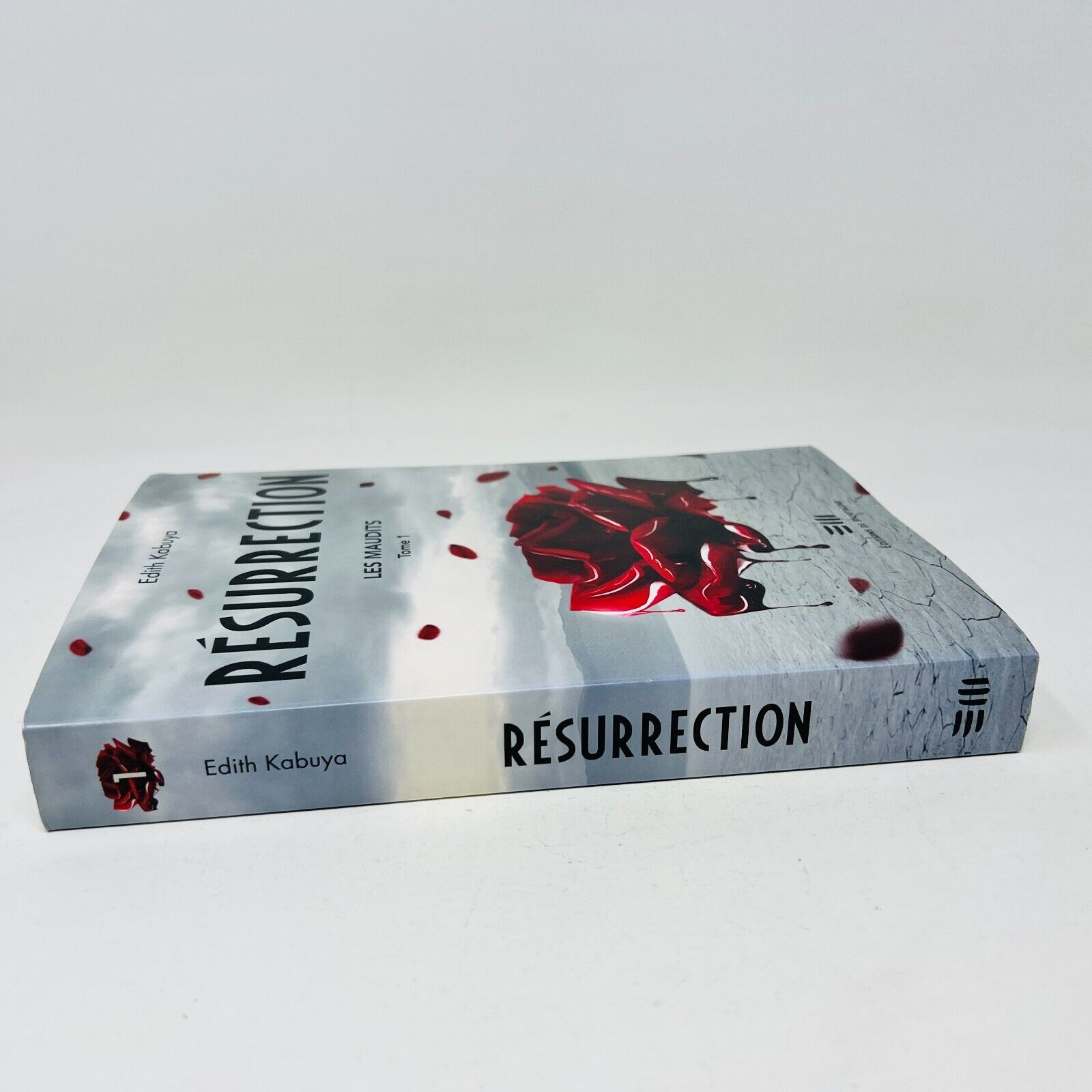 2012 Les Maudits Tome 1 Résurrection de Edith Kabuya Livre de Mortagne Français