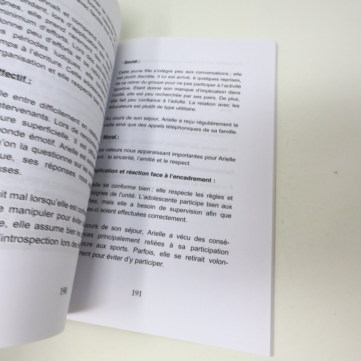 14 Ans et Portée Disparue Arielle Desabysses 2015 De Mortagne Français Paperback