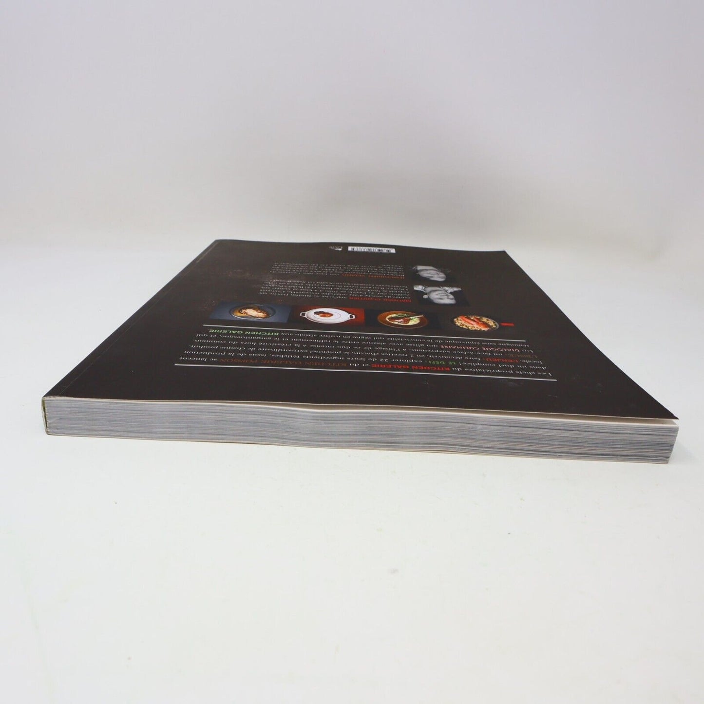 2012 Kitchen Galerie 2 Chefs 22 Ingrédients 88 Recettes Cloutier/St-Denis Livre