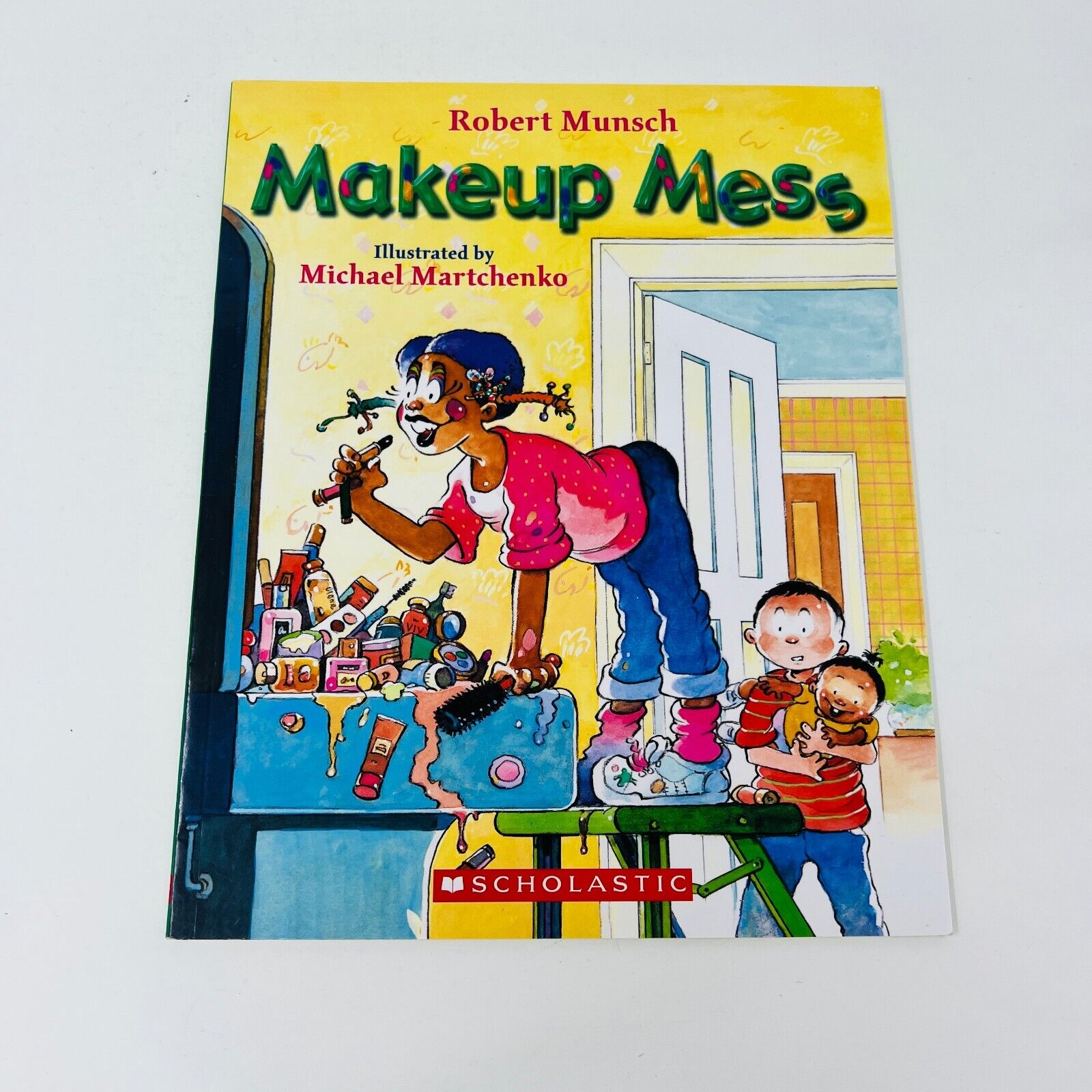 6x Robert Munsch & Michael Martchenko Children's Books Lot Moose! Smelly Socks