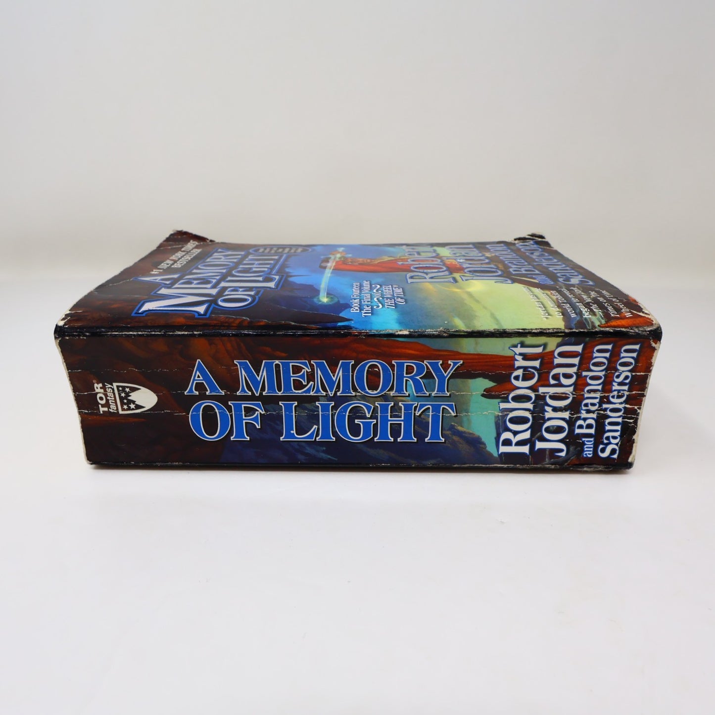 The Wheel of Time #14 A Memory of Light Robert Jordan/Brandon Sanderson TOR MMPB