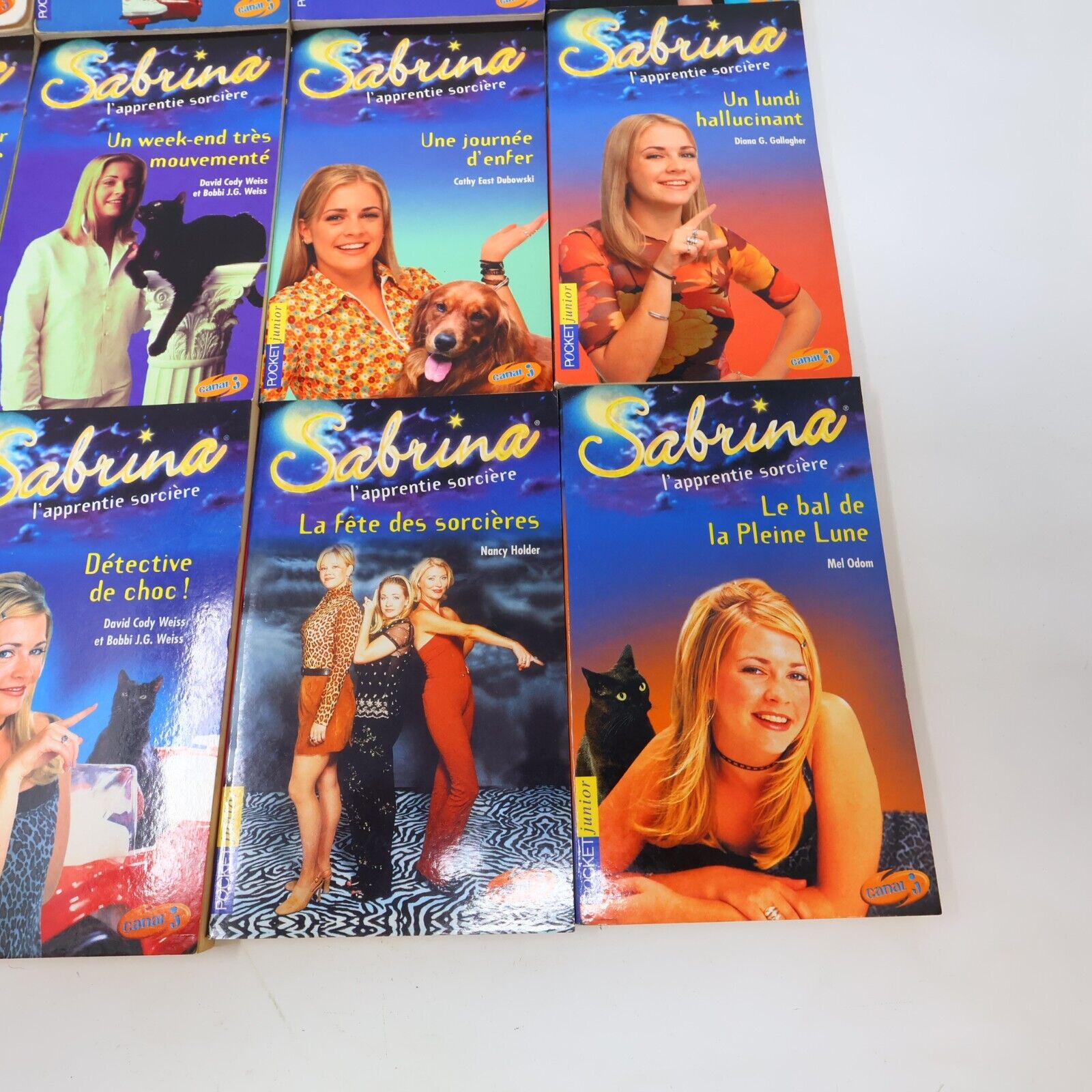 Sabrina l'Apprentie Sorcière #1-17 19-27 29-33 Lot 31 Livres Français French PB