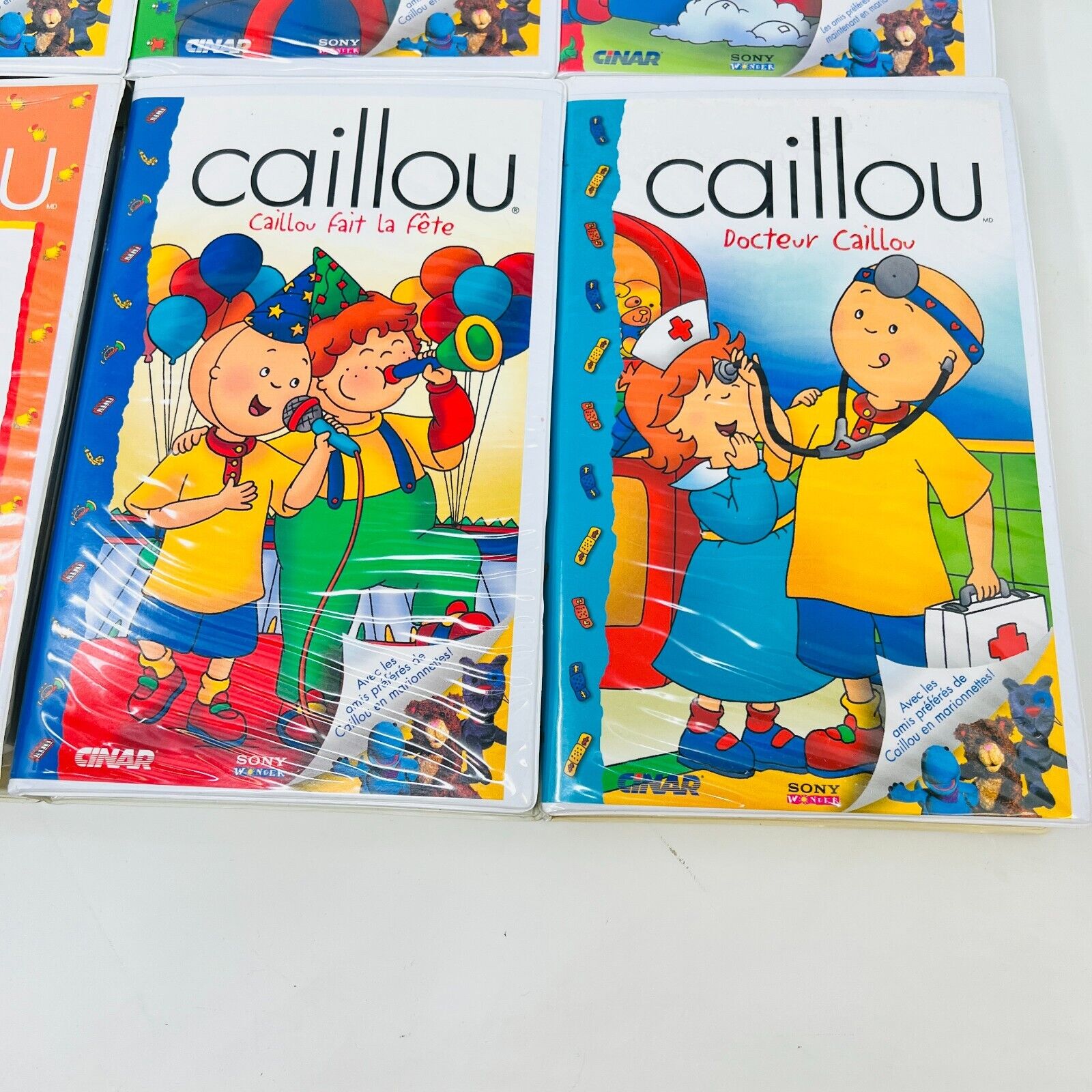 8x Caillou VHS en Français/in French Testés Cinar NTSC Lot Set Docteur Caillou