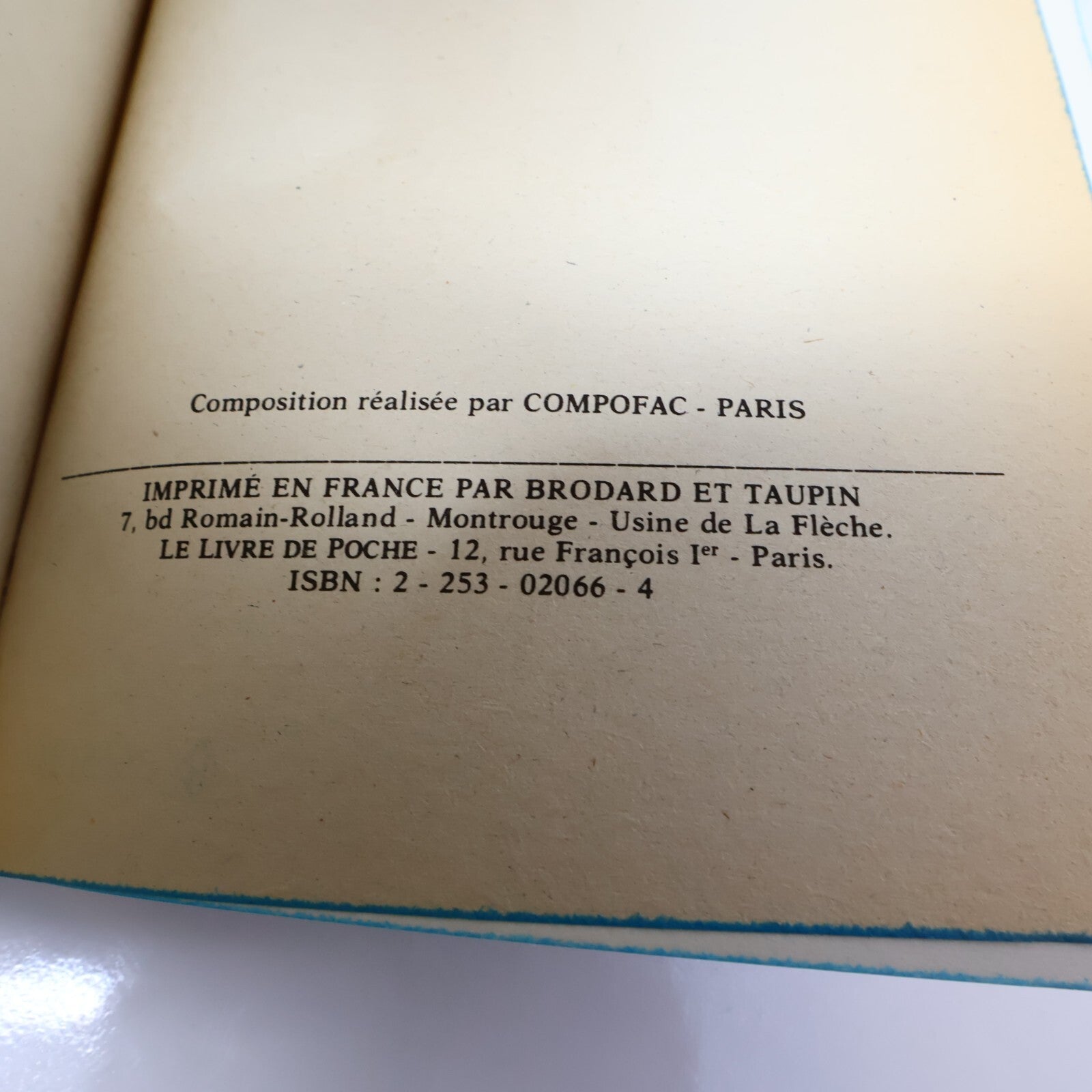 Pierre Schoendoerffer Lot 2 Livres Poche Le Crabe-Tambour/L'Adieu au Roi Roman
