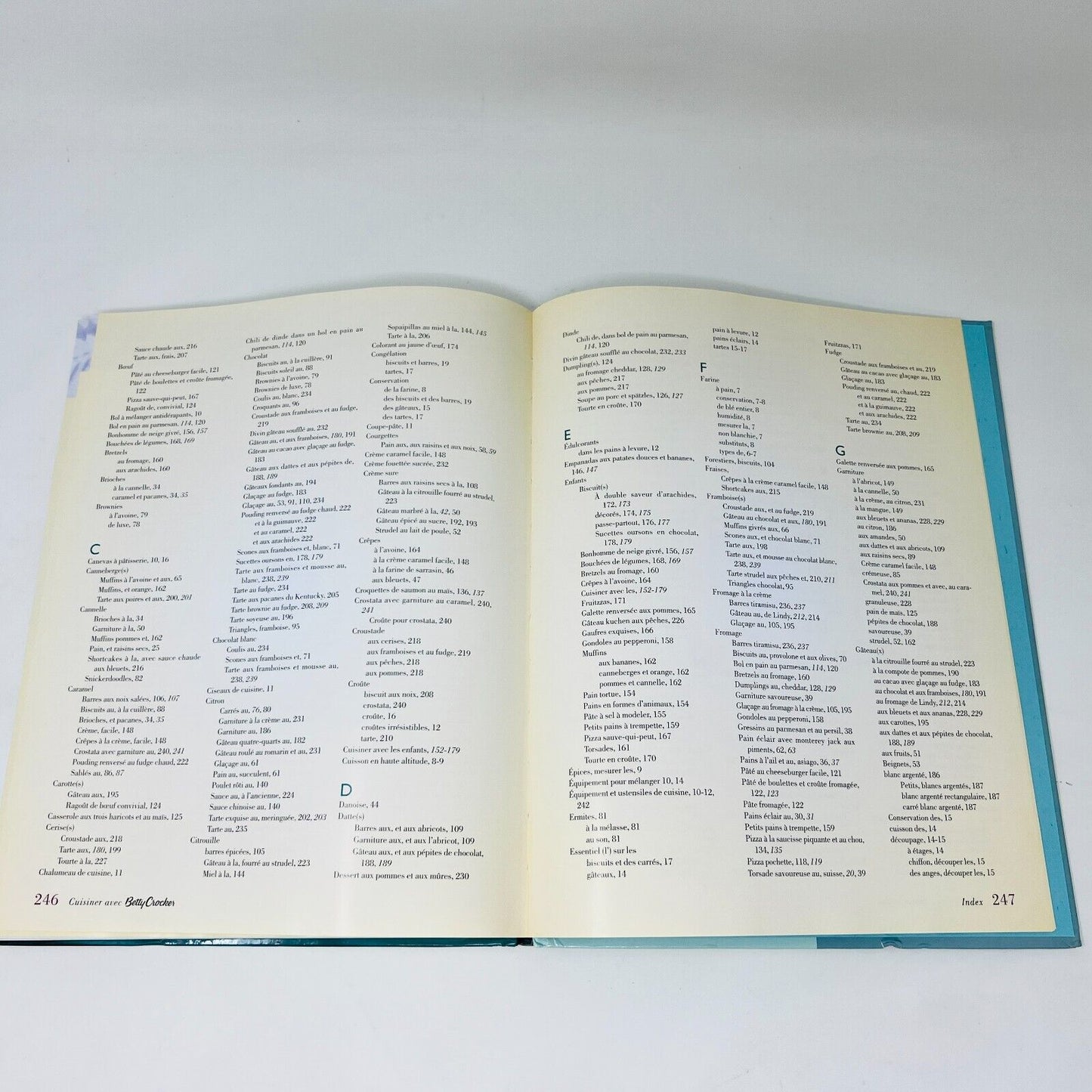 2008 Cuisiner avec Betty Crocker Livre de Recettes Cuisine Ada Français/French