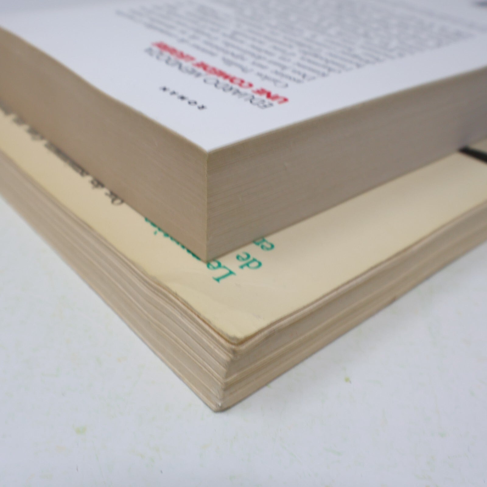 Eduardo Mendoza Lot 2 Livres Le Mystère de la Crypte Ensorcelée/Comédie Légère