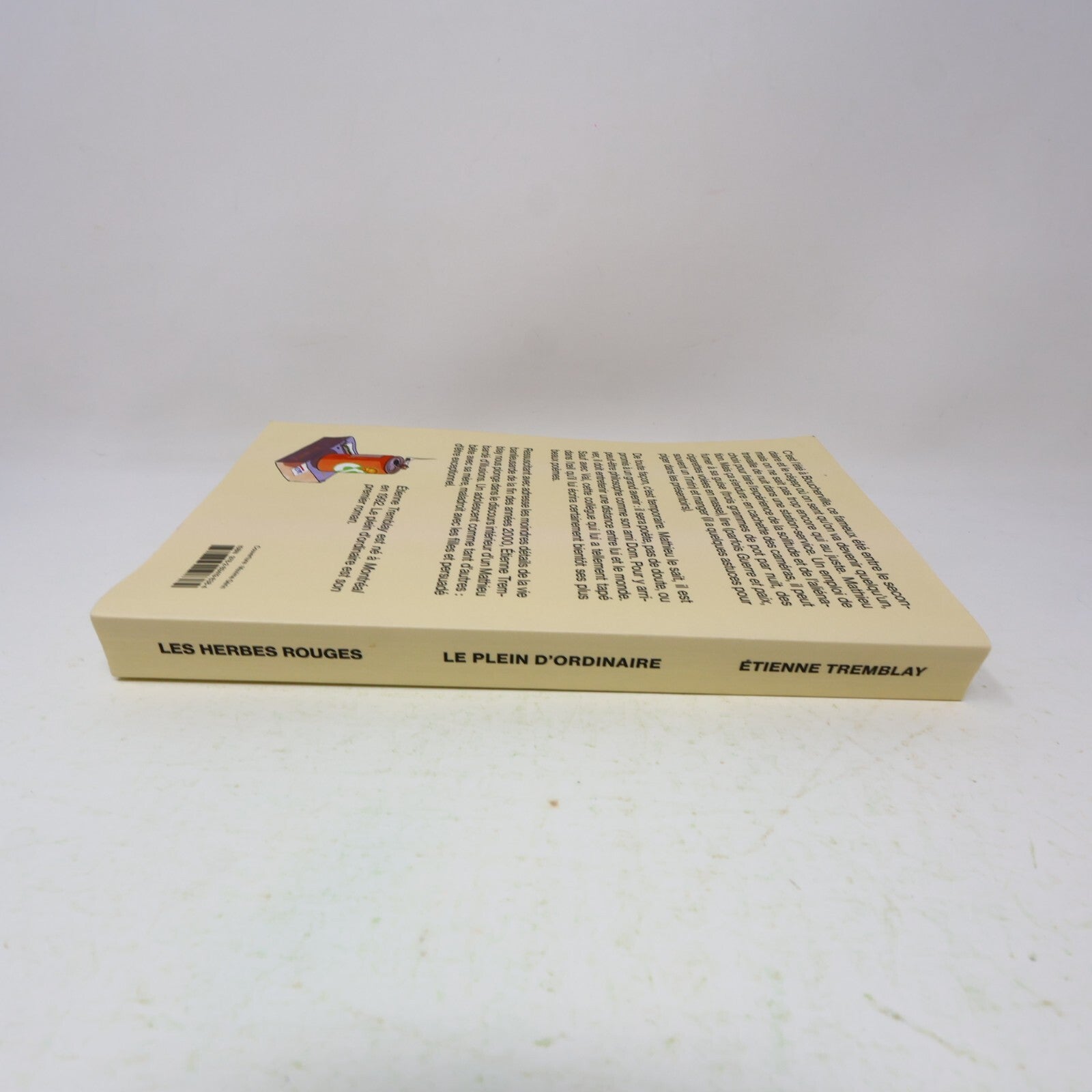 2023 Le Plein d'Ordinaire Étienne Tremblay Herbes Rouges Roman Famille Relations