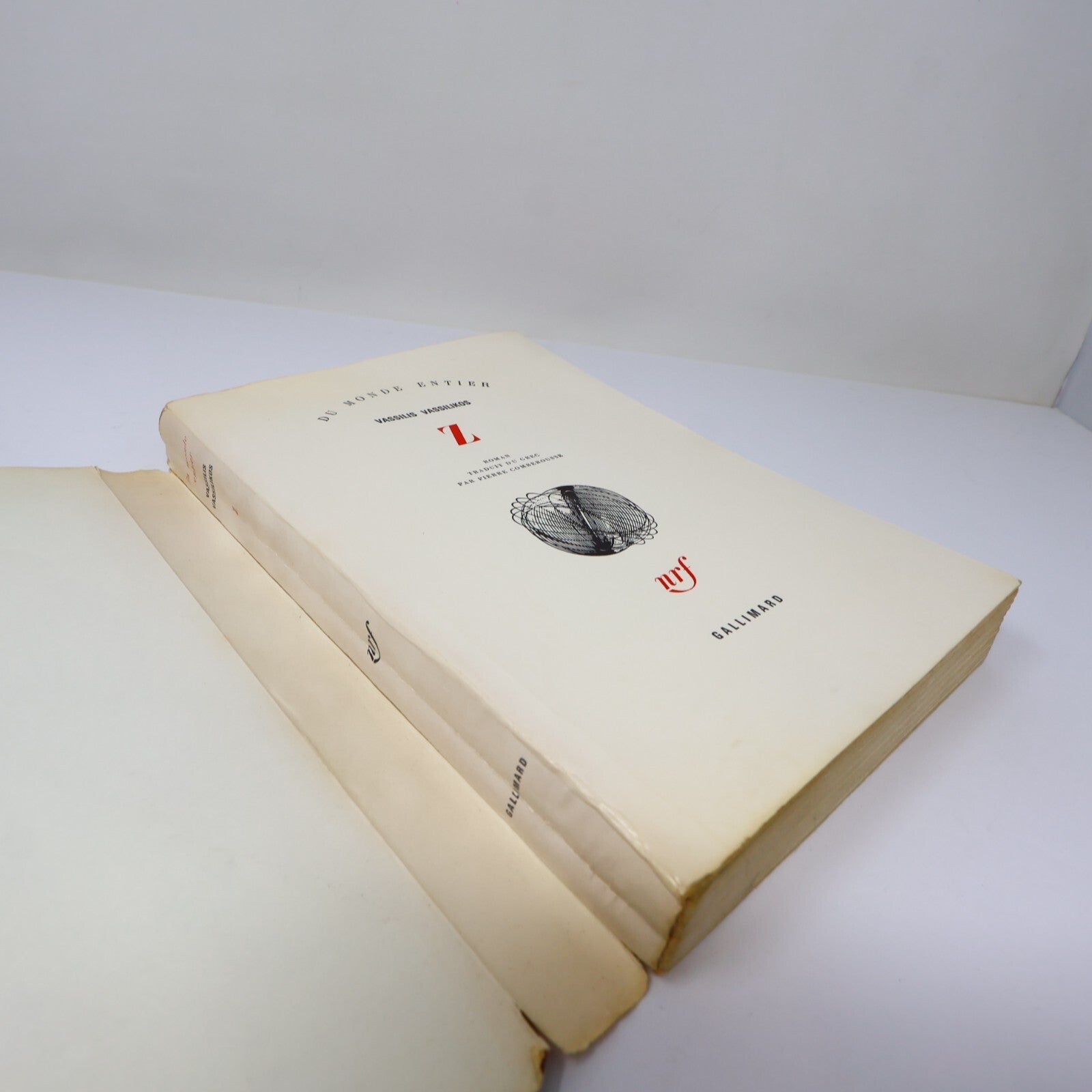 Vassilis Vassilikos Lot 2 Livres Gallimard/Nrf L'Eau de Kos/Z Fiction Historique