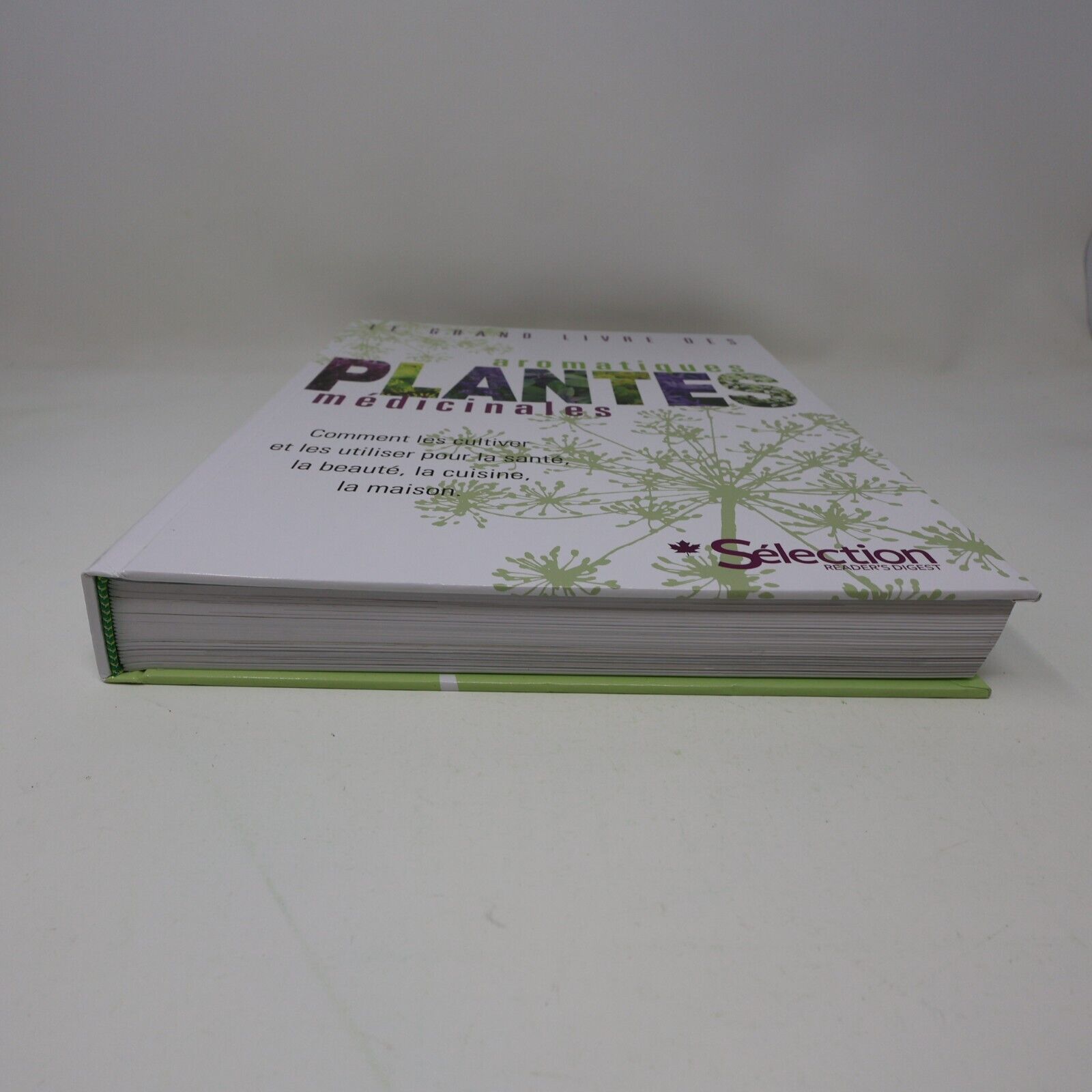 2011 Le Grand Livre des Plantes Aromatiques Médicinales Reader's Digest Cultiver