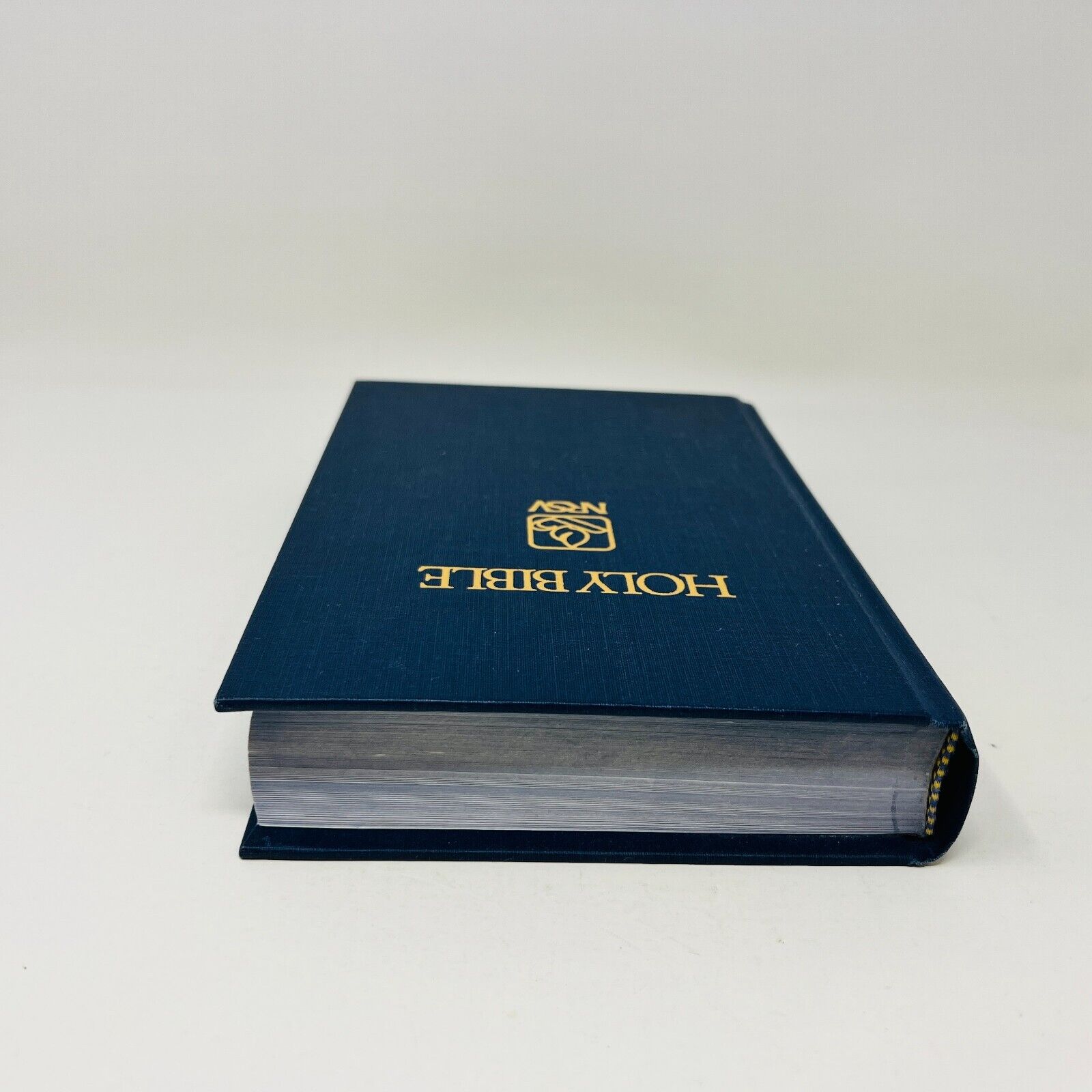 1993 Holy Bible NRSV Canadian Bible Society Hardcover New Revised Standard Vers.