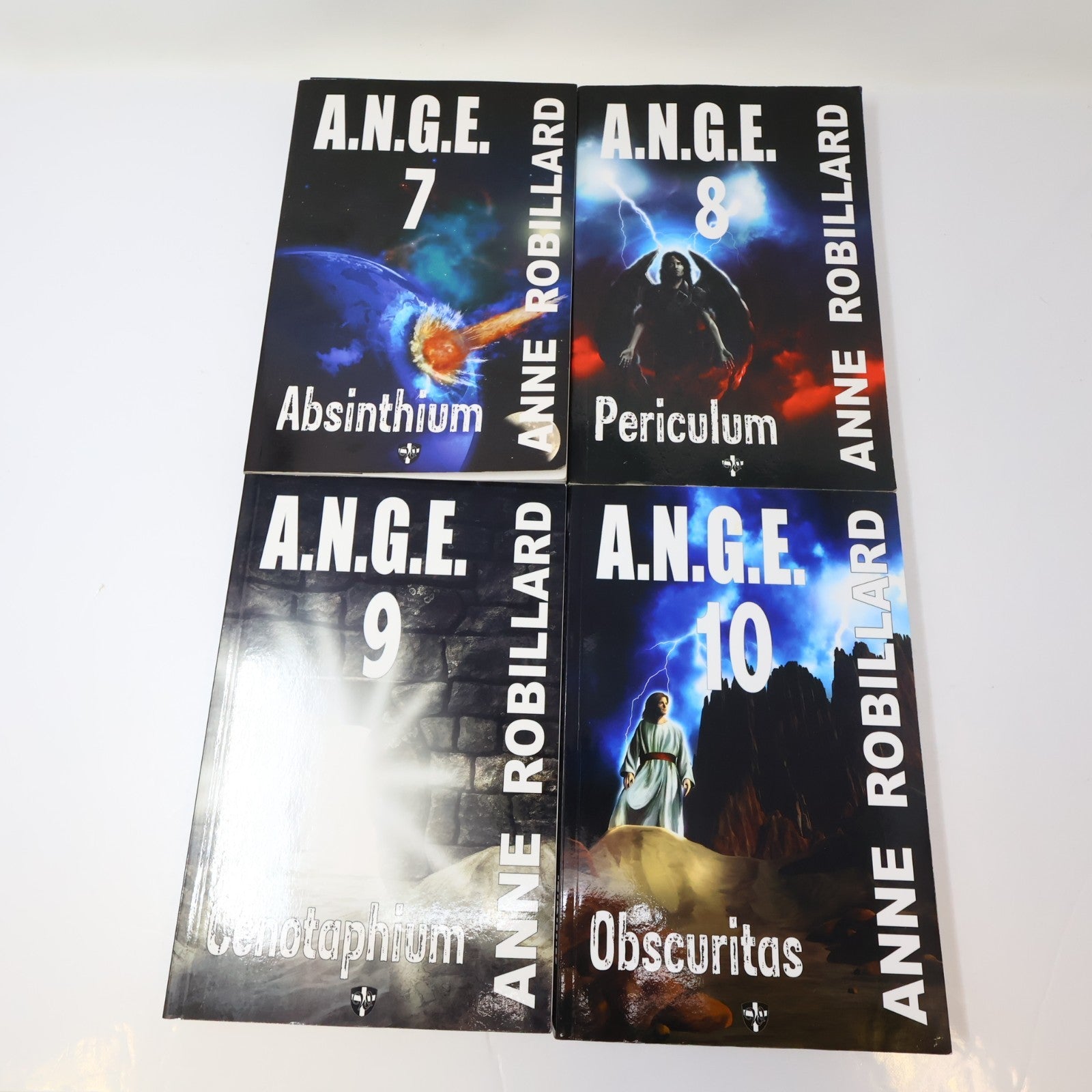 A.N.G.E. #1-10 Ange Série Complète Lot 10 Livres Anne Robillard Antichristus PB