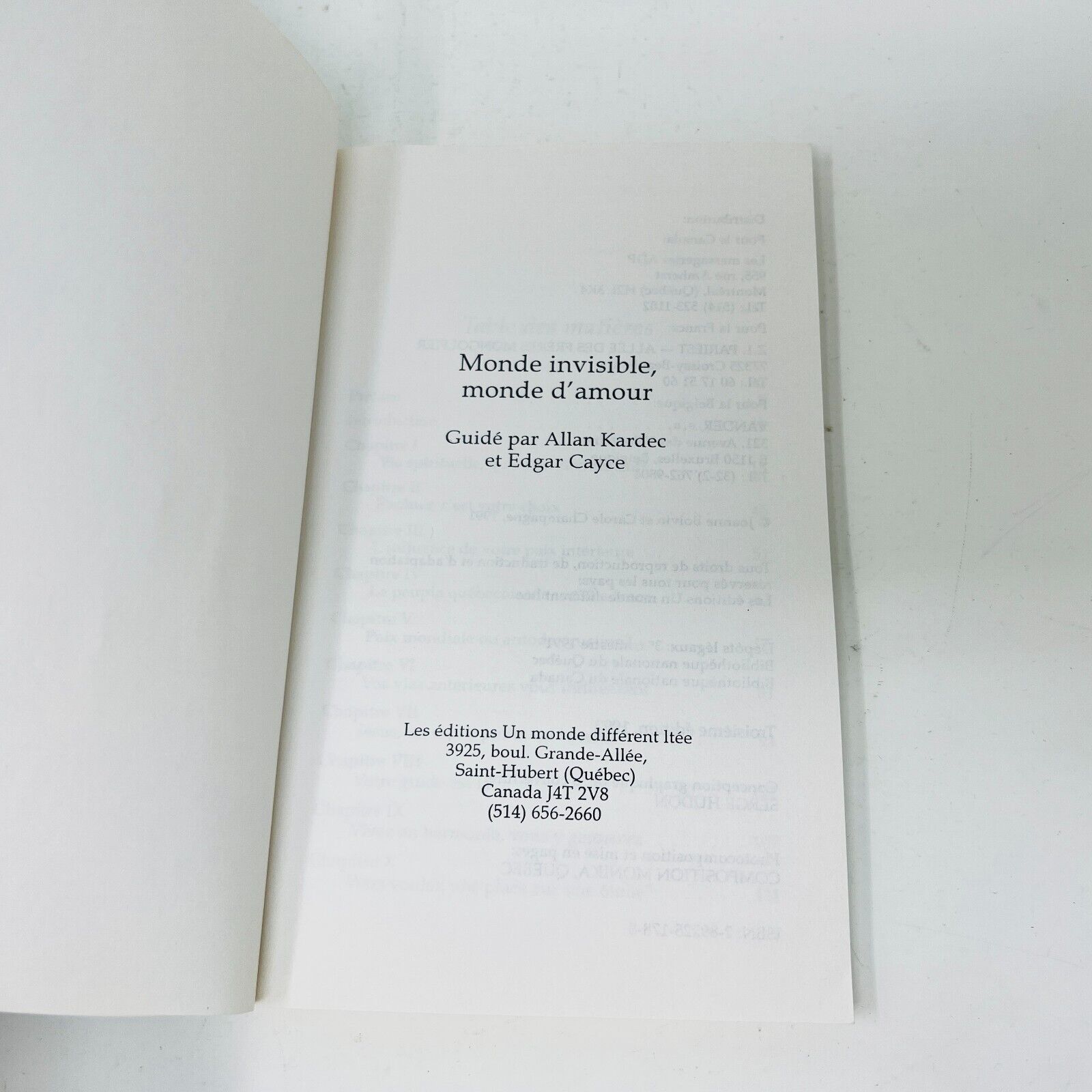 Monde Invisible Monde d'Amour de Joanne Boivin/Carole Champagne Monde Différent