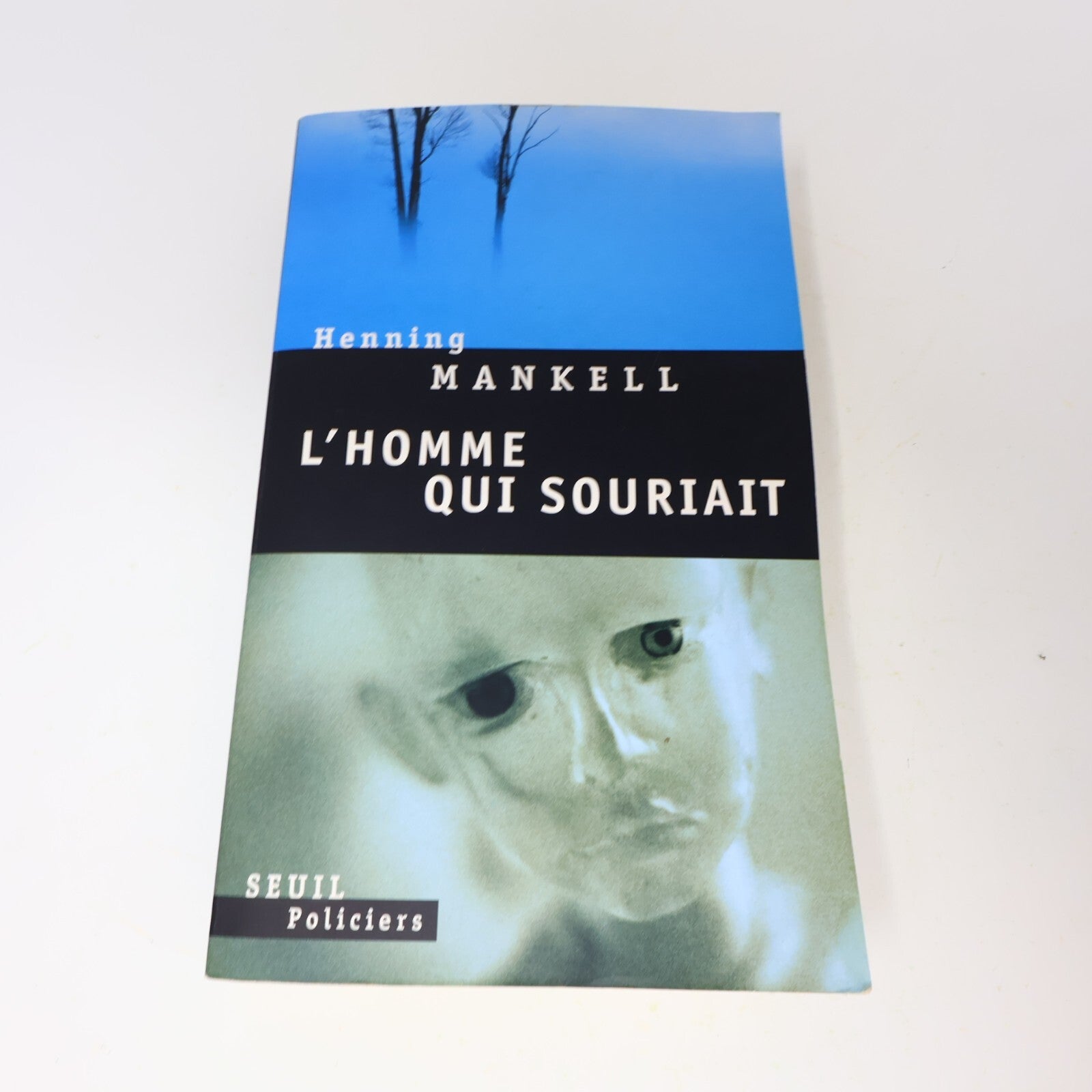 Henning Mankell Lot 4 Livres L'Homme Inquiet/Avant le Gel/Chiens de Riga French