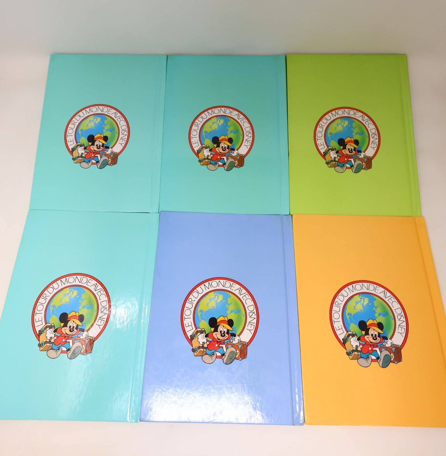 Lot 10 Livres Le Tour du Monde avec Disney Grolier Jeunes Enfants Français 90s