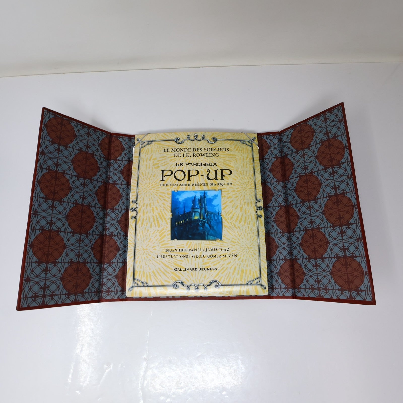 Le Monde des Sorciers de J.K. Rowling Pop-Up Harry Potter Animaux Fantastiques
