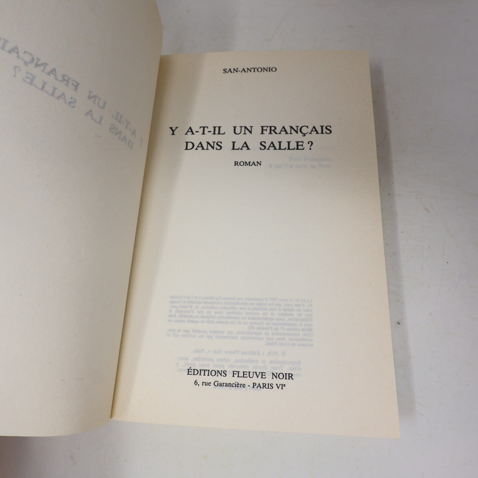 San-Antonio Y A-T-Il un Français dans la Salle? Lot 2 Livres Crime Humour 80s PB