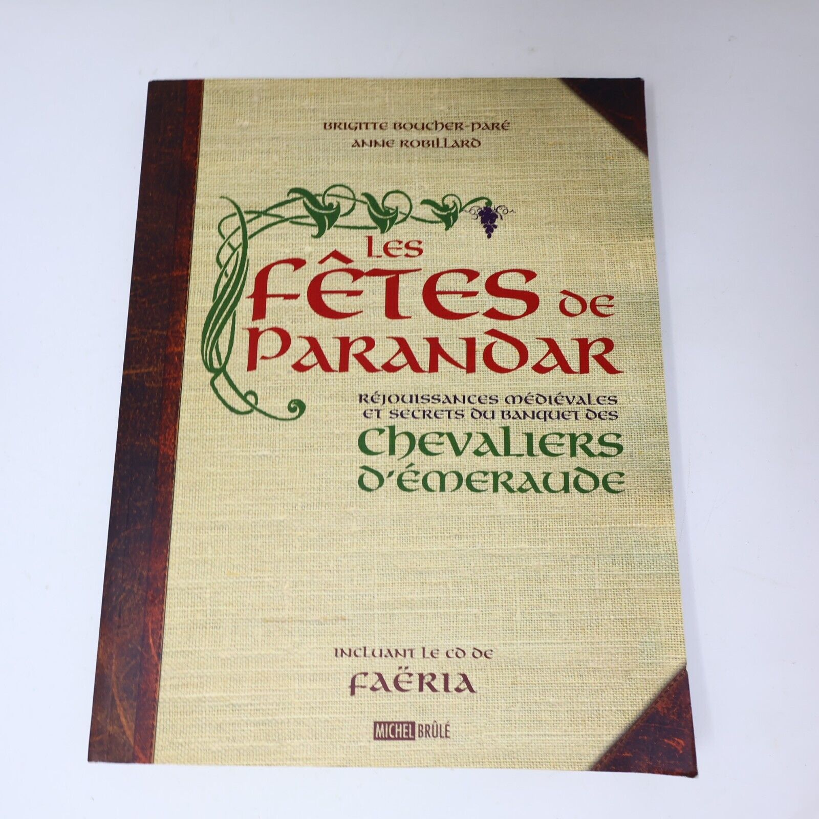 2008 Chevaliers d'Émeraude Les Fêtes de Parandar Cuisine Recettes Français Livre