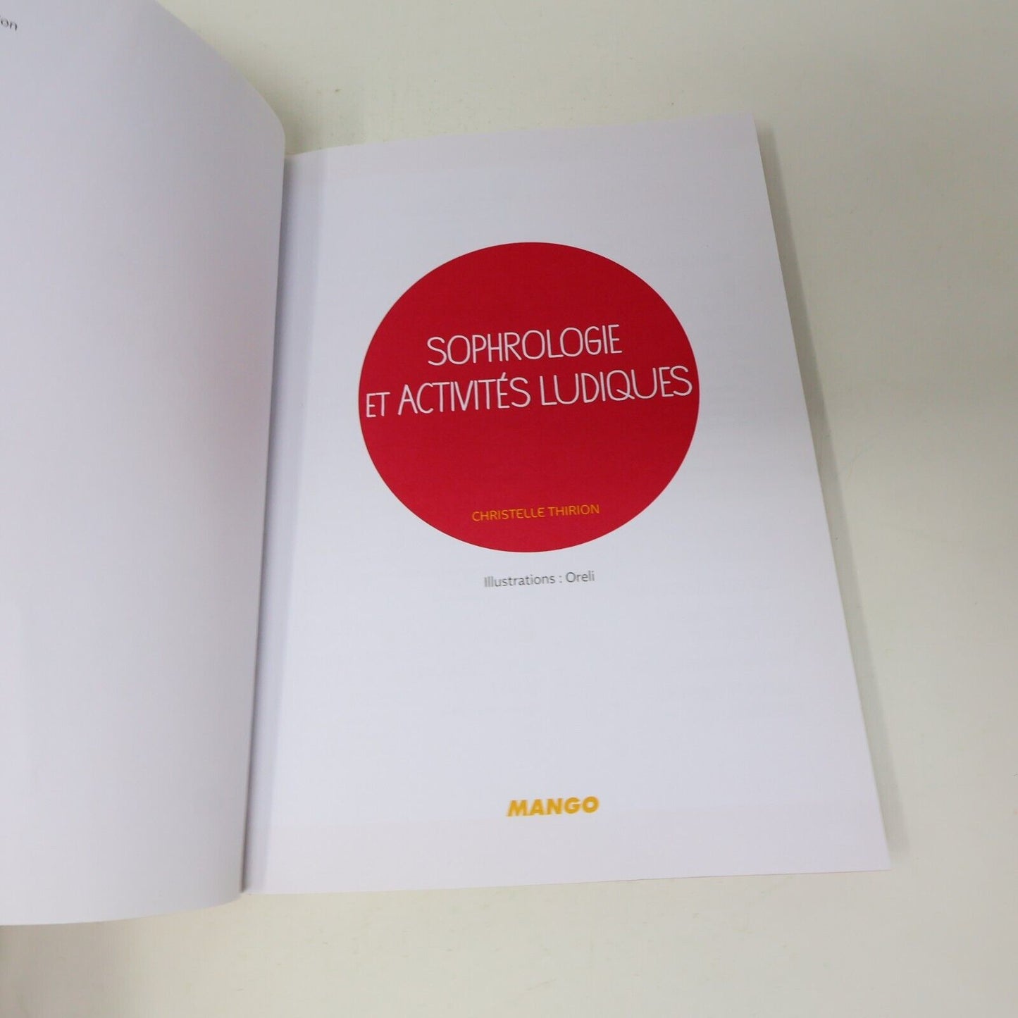 2016 Sophrologie et Activités Ludiques Christelle Thirion Éducation 3-12 Ans PB