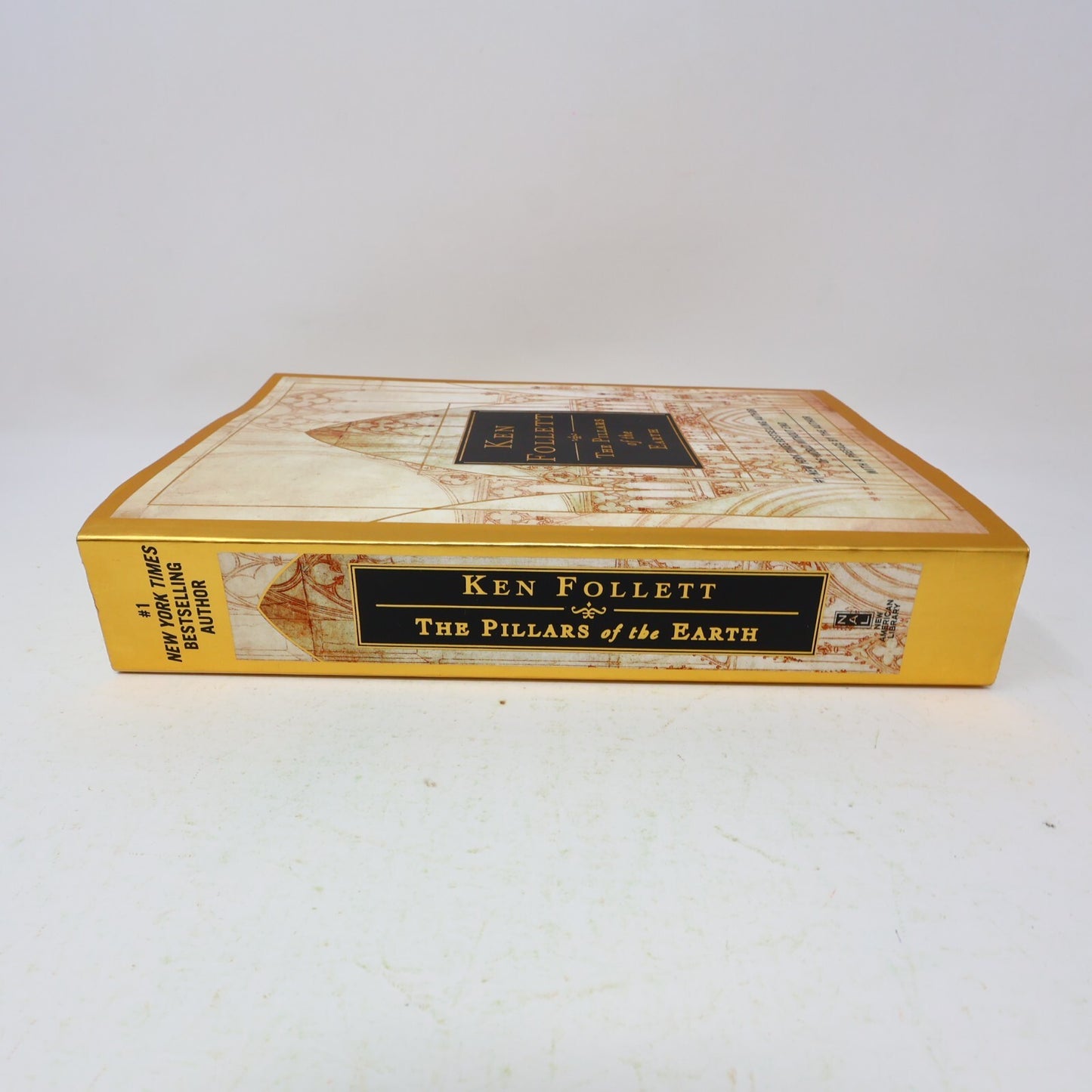 2007 The Pillars of the Earth Ken Follett 4th Print Deluxe Edition Penguin Books