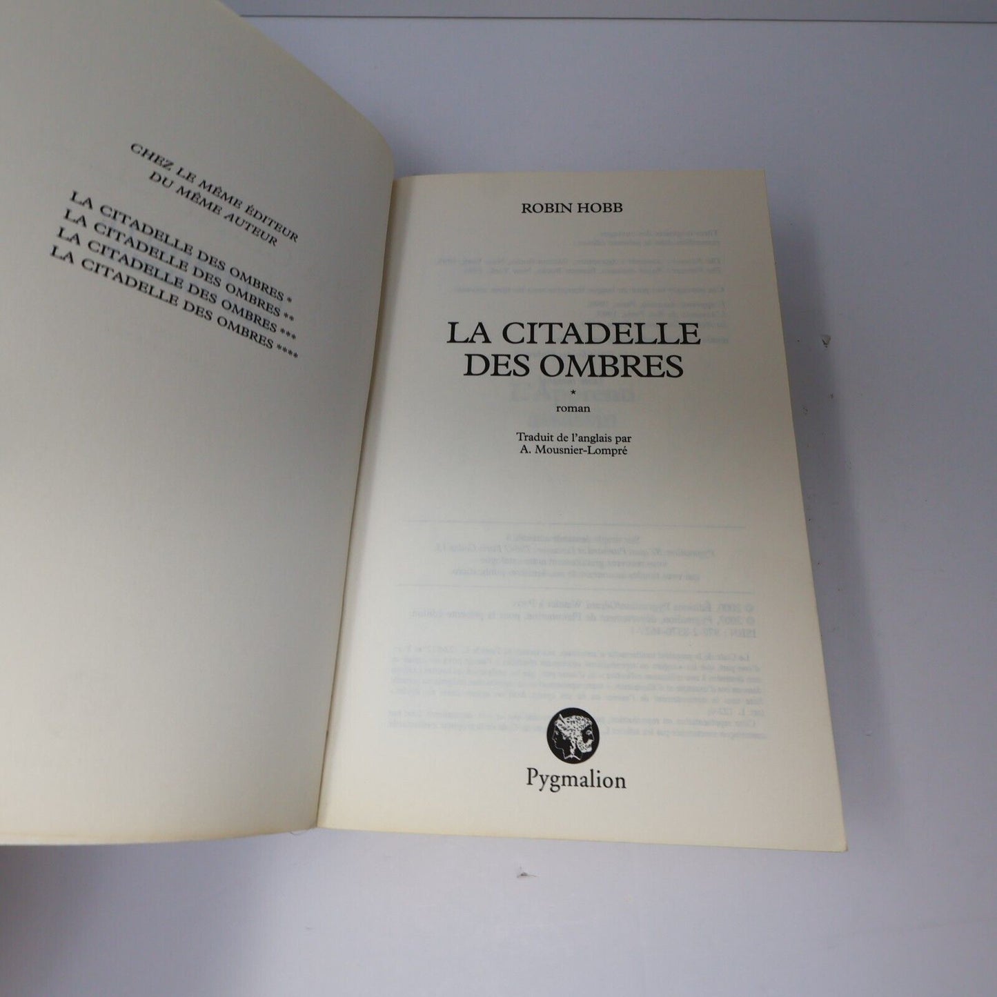 Lot 4 Livres La Citadelle des Ombres #1-4 Robin Hobb Omnibus Fantasy Français PB