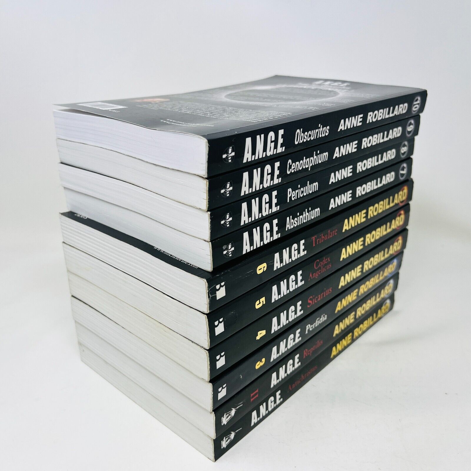 Lot de 10 Livres A.N.G.E #1-10 Anne Robillard Série Complète Antichristus Ange