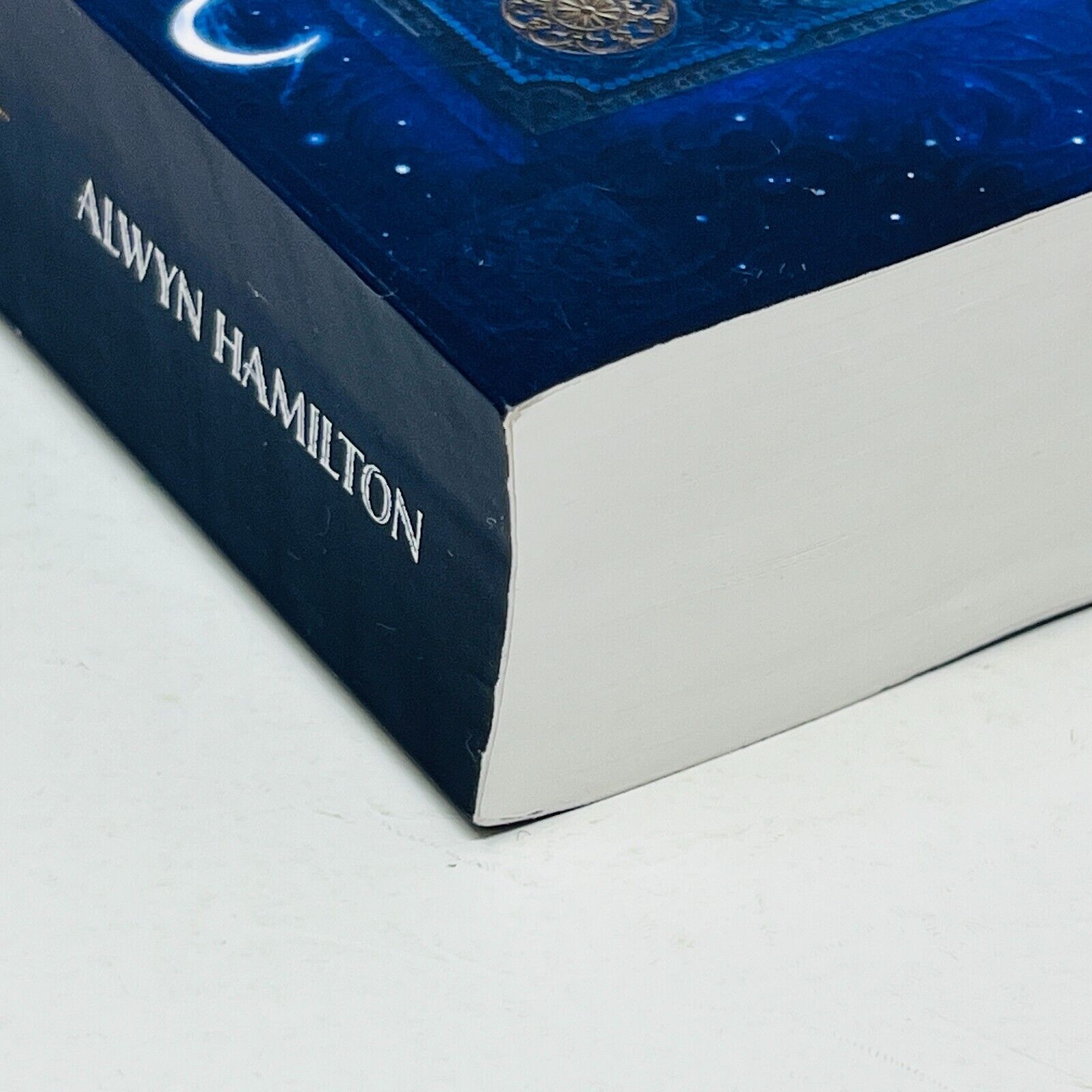 2021 Rebelle du Désert l'Intégrale de Alwyn Hamilton Livre Omnibus en Français