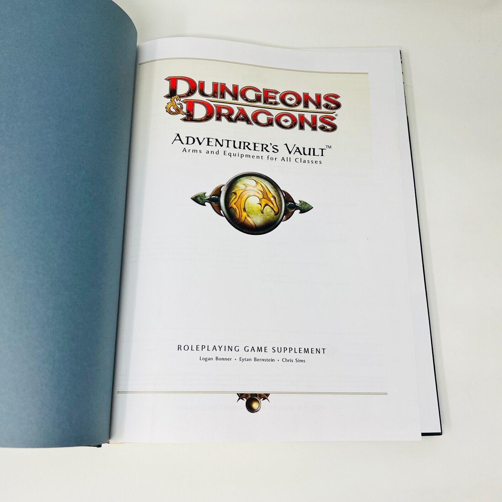 Adventurer's Vault Arms and Equipment for All Classes 4th Dungeons & Dragons D&D
