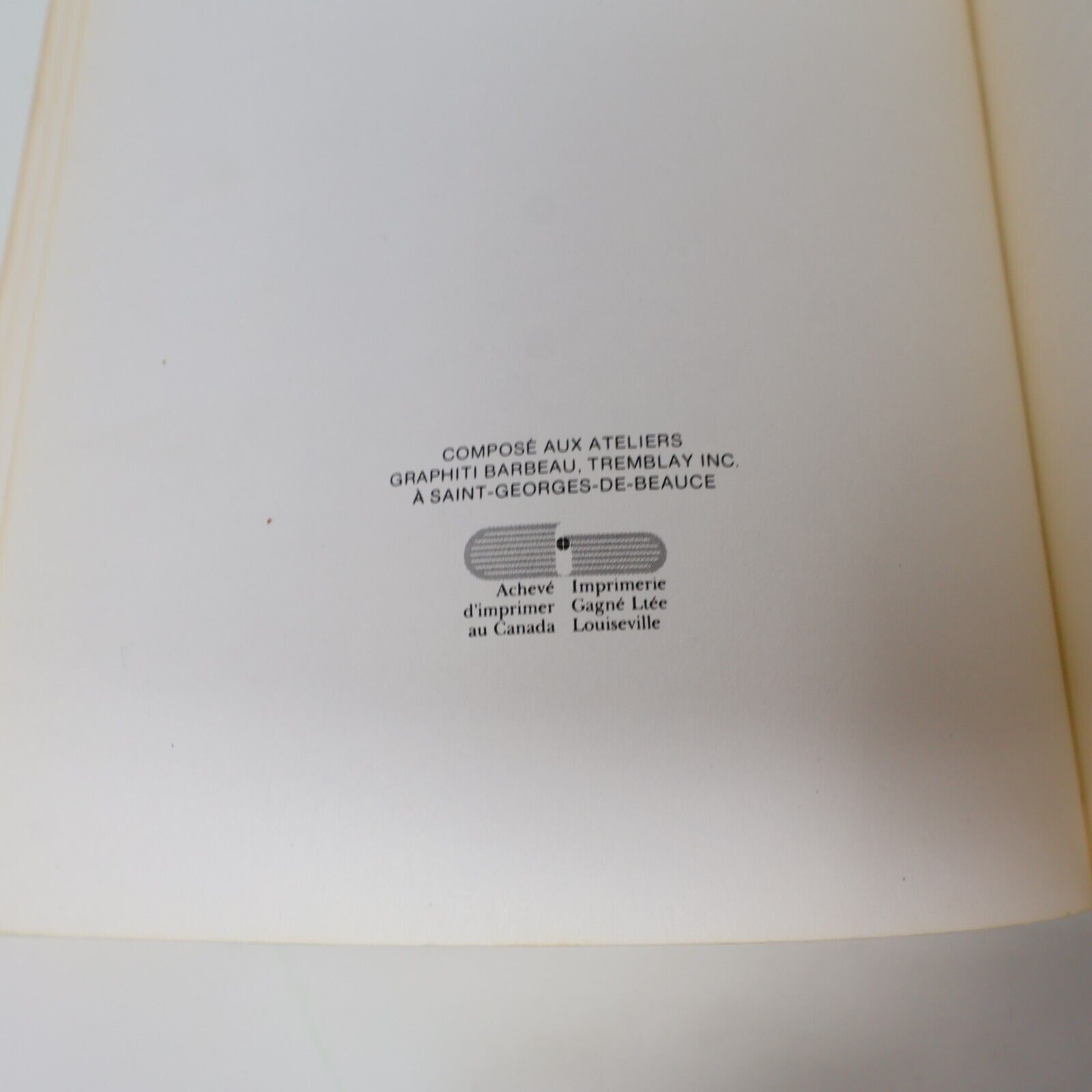 1986 Attendez que Je Me Rappelle de René Lévesque Signé Québec Amérique Français