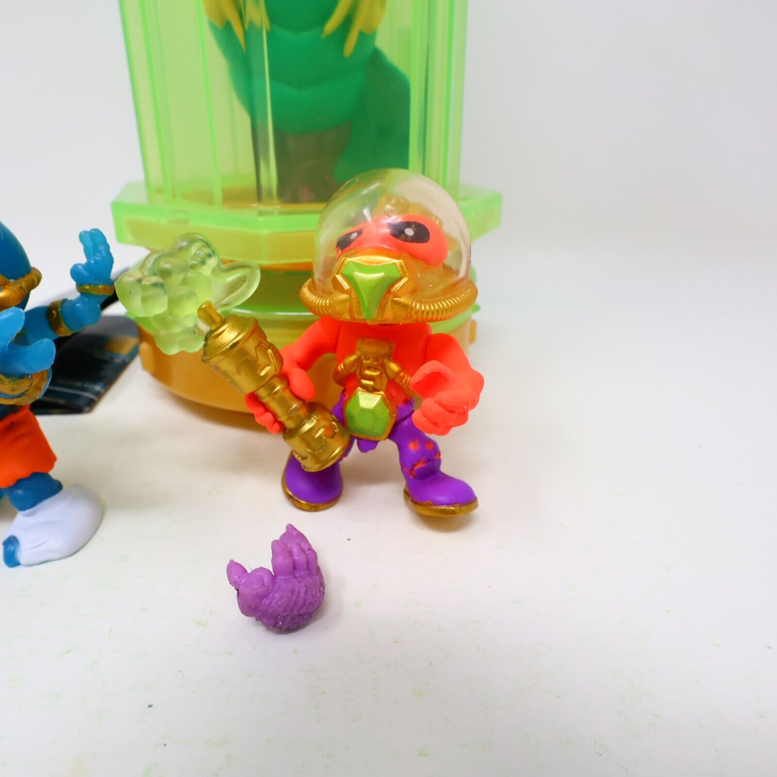 Lot 3 Treasure X Figures Gizmuck Alien Stink Dome Critter Moose Toy Collectible