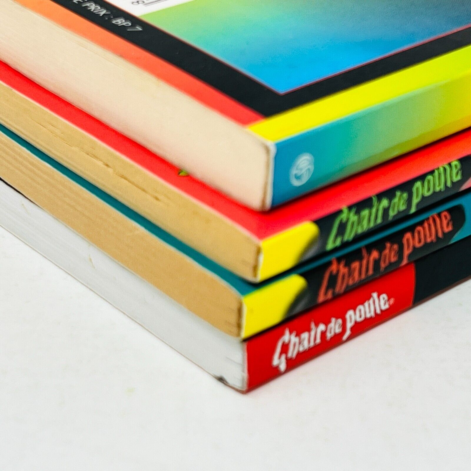 4x Chair de Poule Lot Goosebumps in French/Français R.L. Stine Le Masque Hanté
