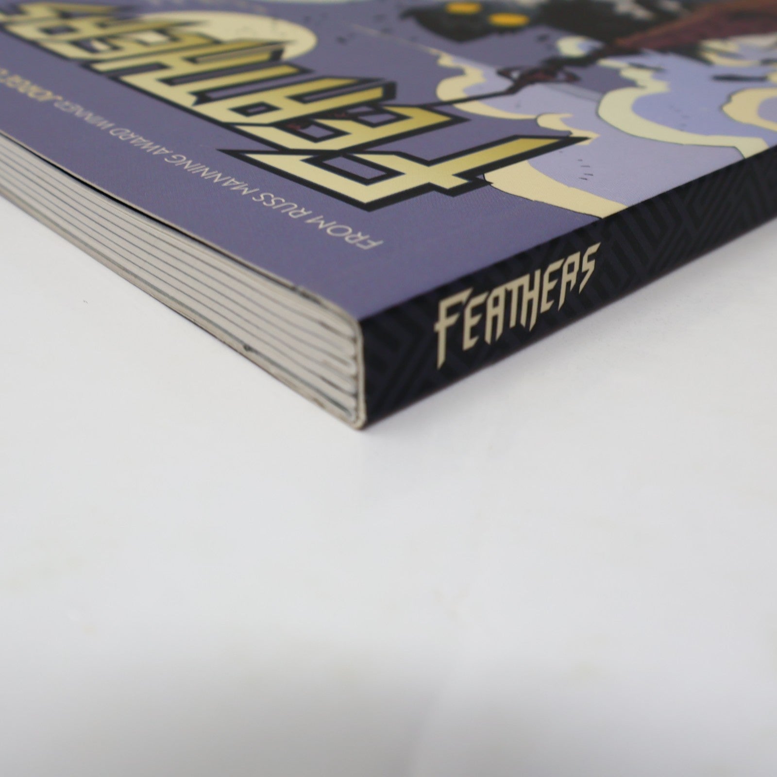 Feathers Jorge Corona/Jen Hickman Archaia 2019 PB Comics 1st Print Paperback