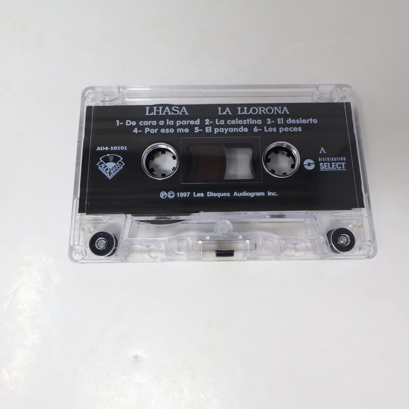 Lhasa La Llorona Cassette 1997 De Cara A La Pared/Los Peces Audiogram AD4 10101