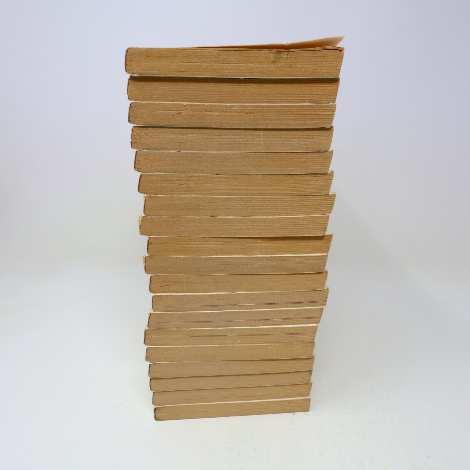 Lot 19 Livres Collection Harlequin Romance Amour Vintage Français French 80s HC