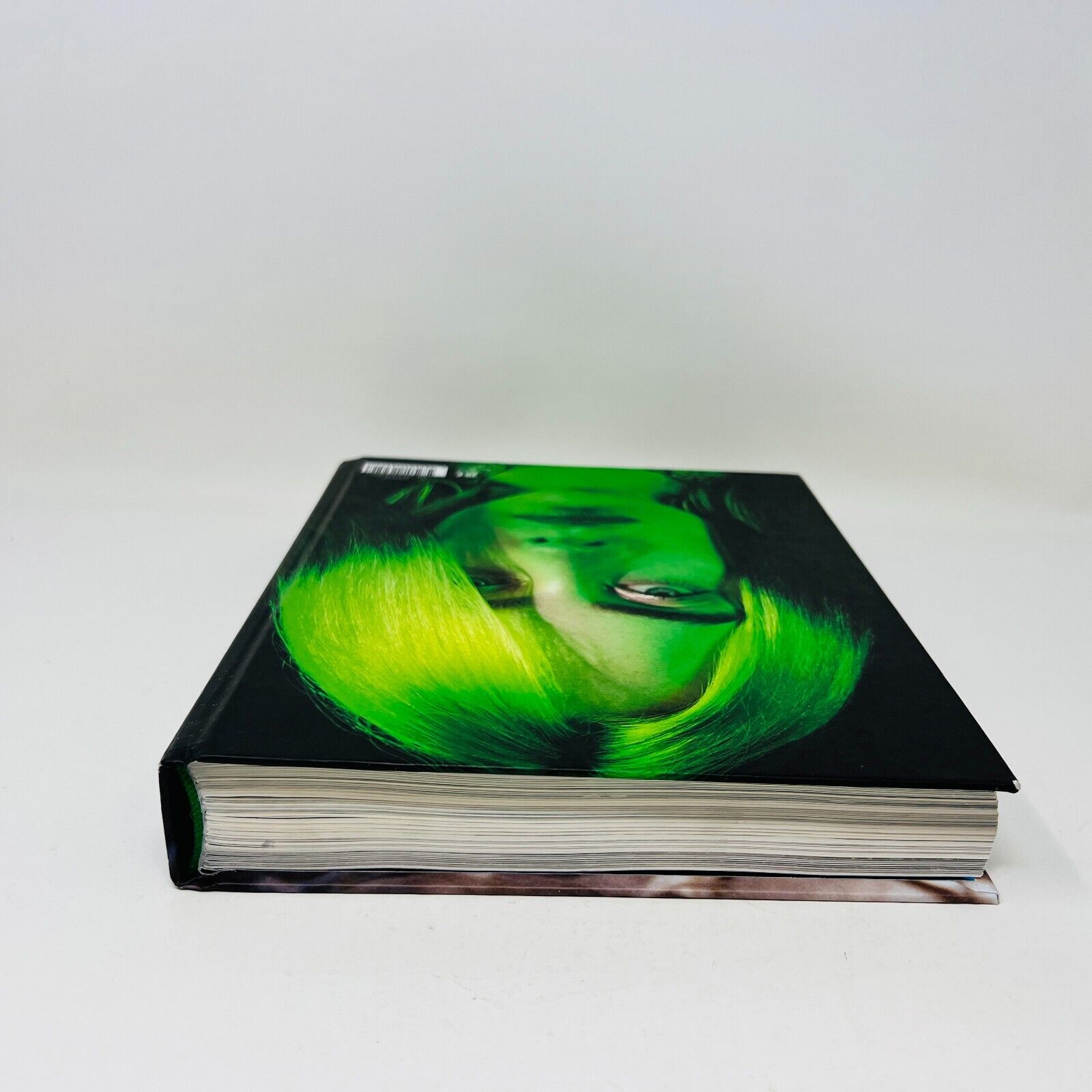 2021 Billie Eilish par Billie Eilish Livre Marabout en Français/French Hardcover