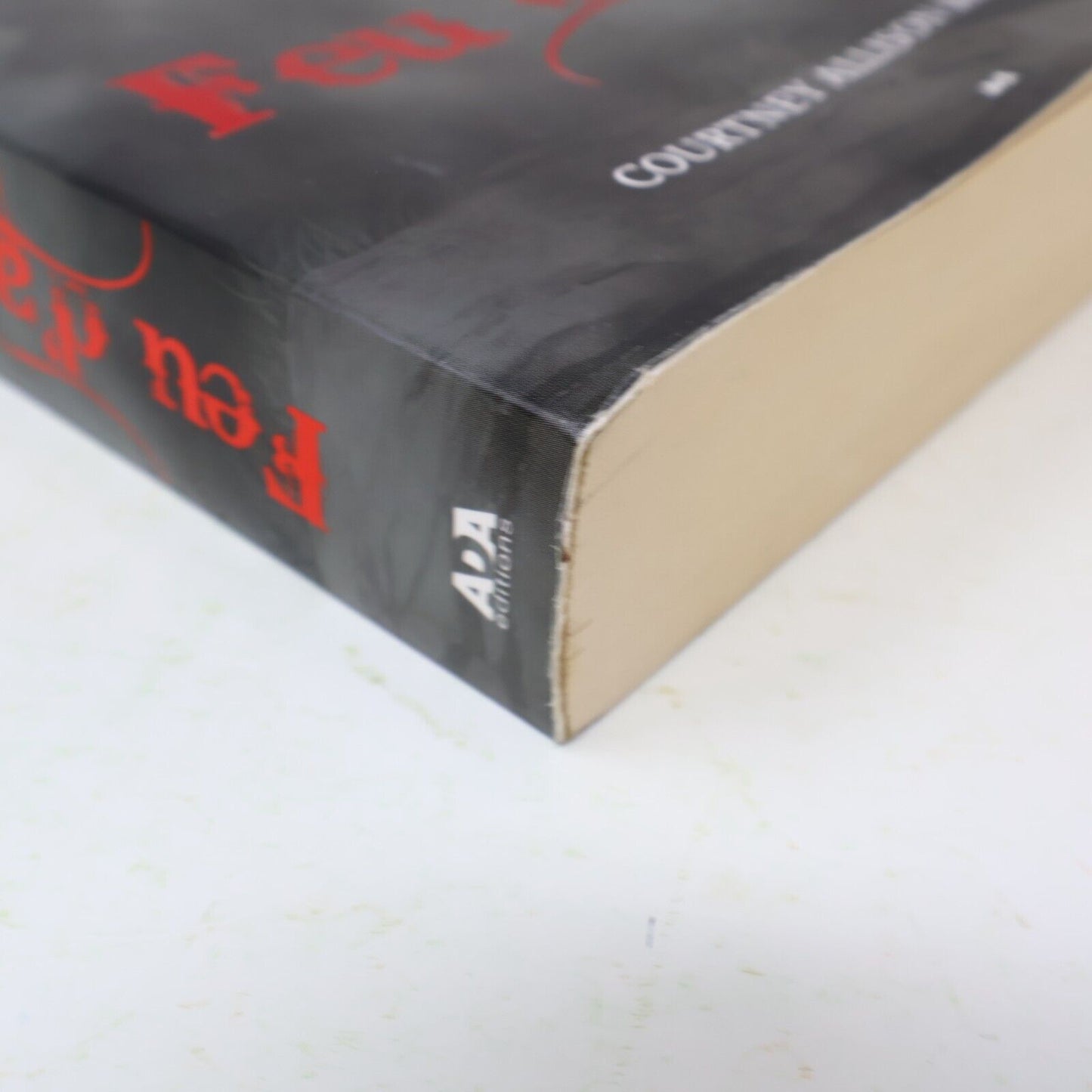 Feu d'Ange #1 Courtney Allison Moulton 2013 Ada Français Paperback Fantasy Livre