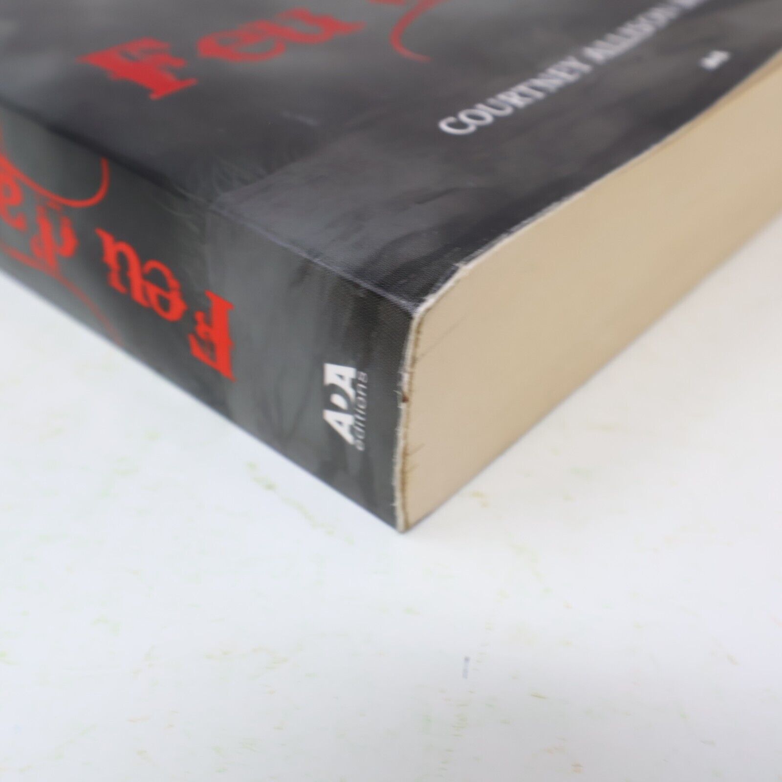 Feu d'Ange #1 Courtney Allison Moulton 2013 Ada Français Paperback Fantasy Livre