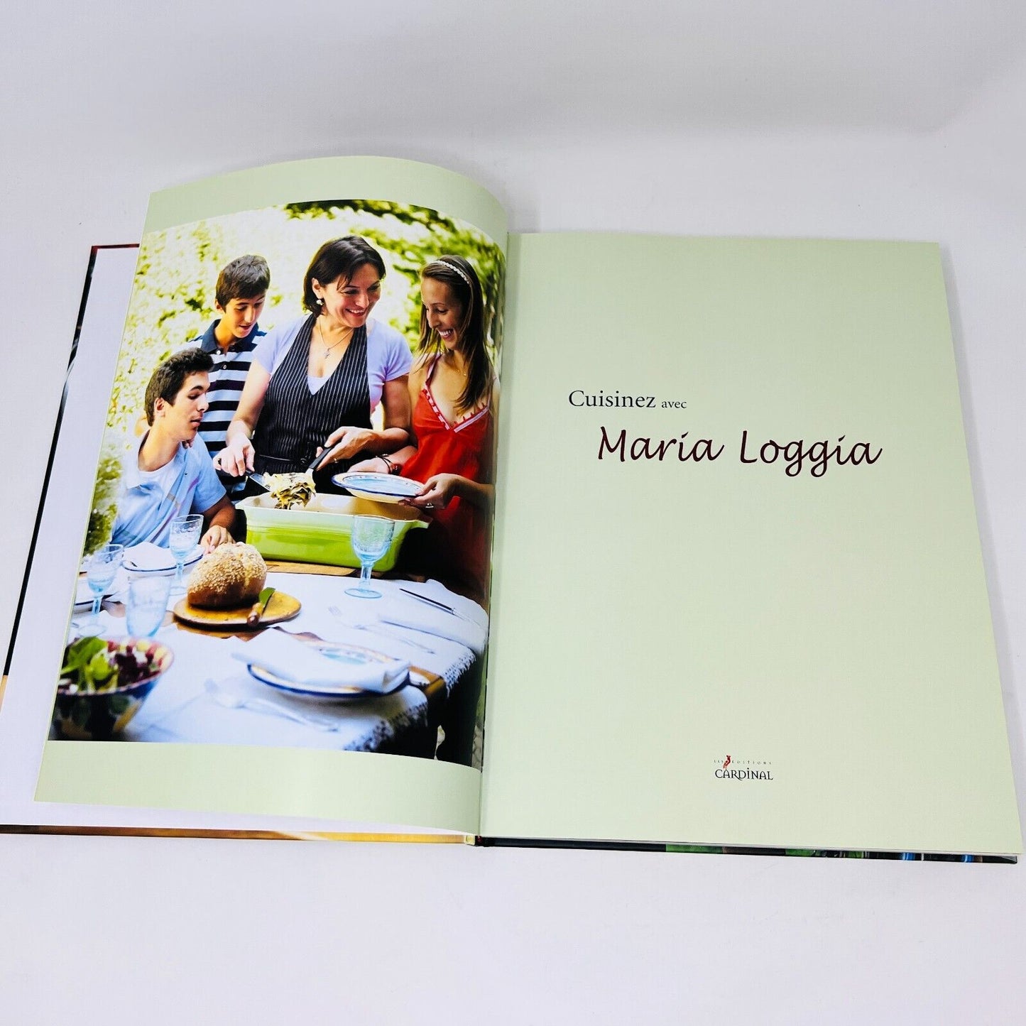 2009 Cuisinez avec Maria Loggia Livre de Recettes Cardinal Français Hardcover HC