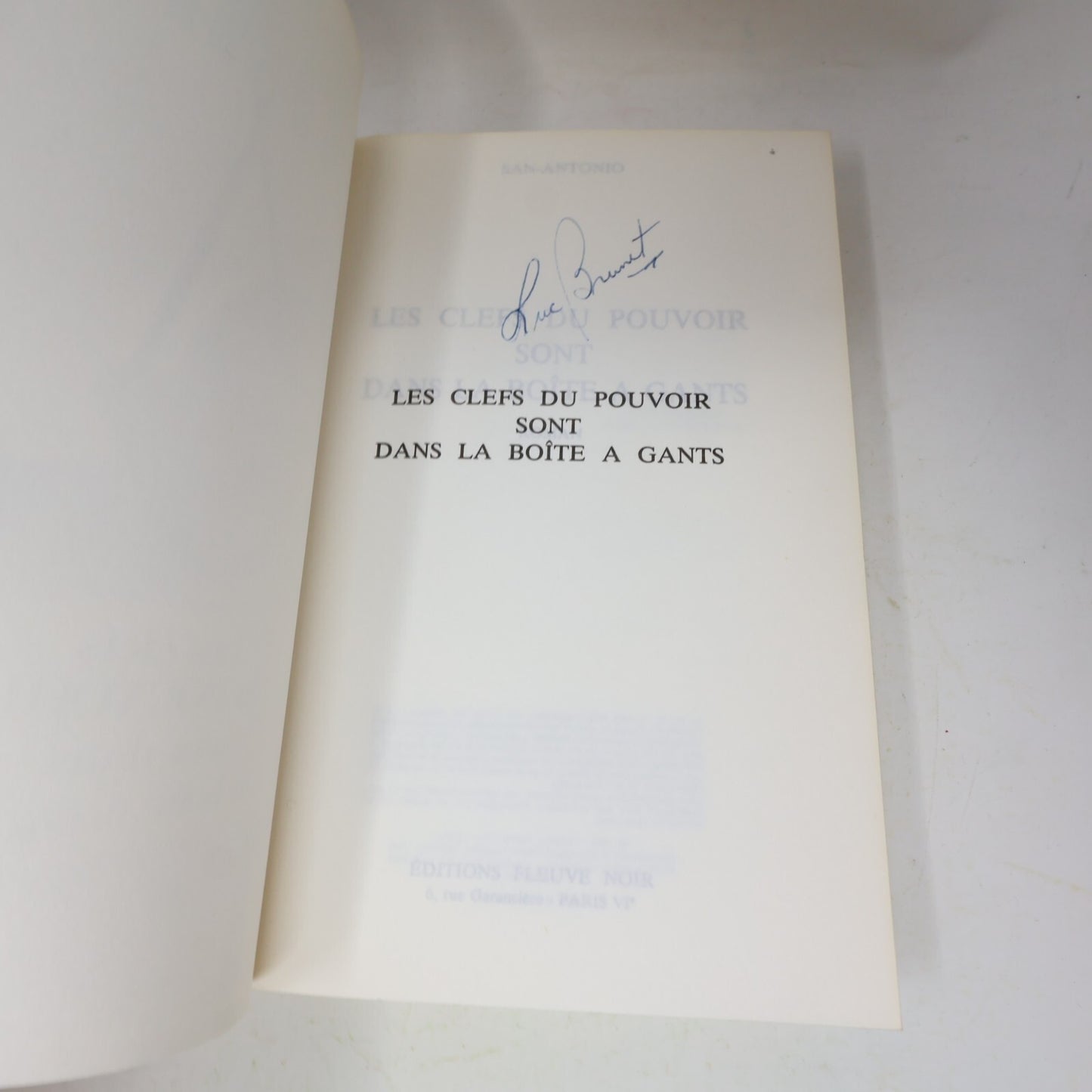 San-Antonio Y A-T-Il un Français dans la Salle? Lot 2 Livres Crime Humour 80s PB