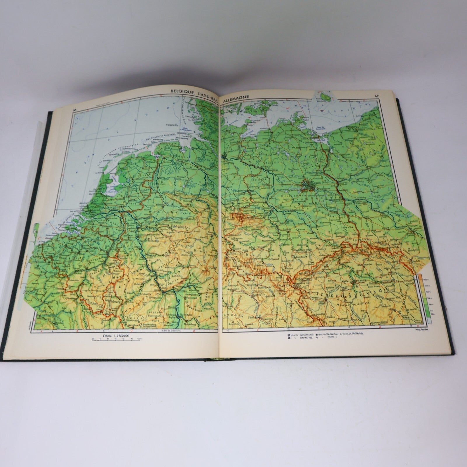 Encyclopédie Géographique Permanente Le Monde et son Visage / Atlas 1962 Bordas