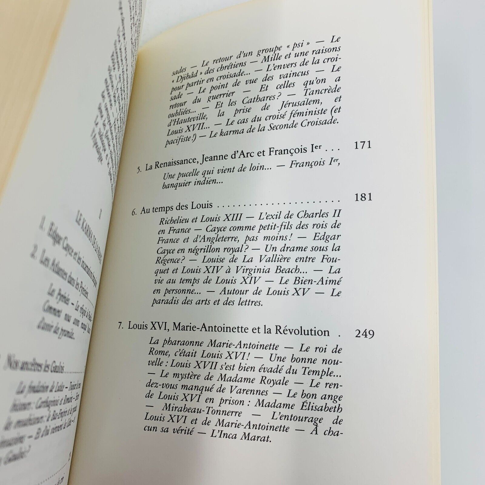 1987 L'Univers d'Egar Cayce Tome II 2 Les Énigmes de l'Univers Robert Laffont
