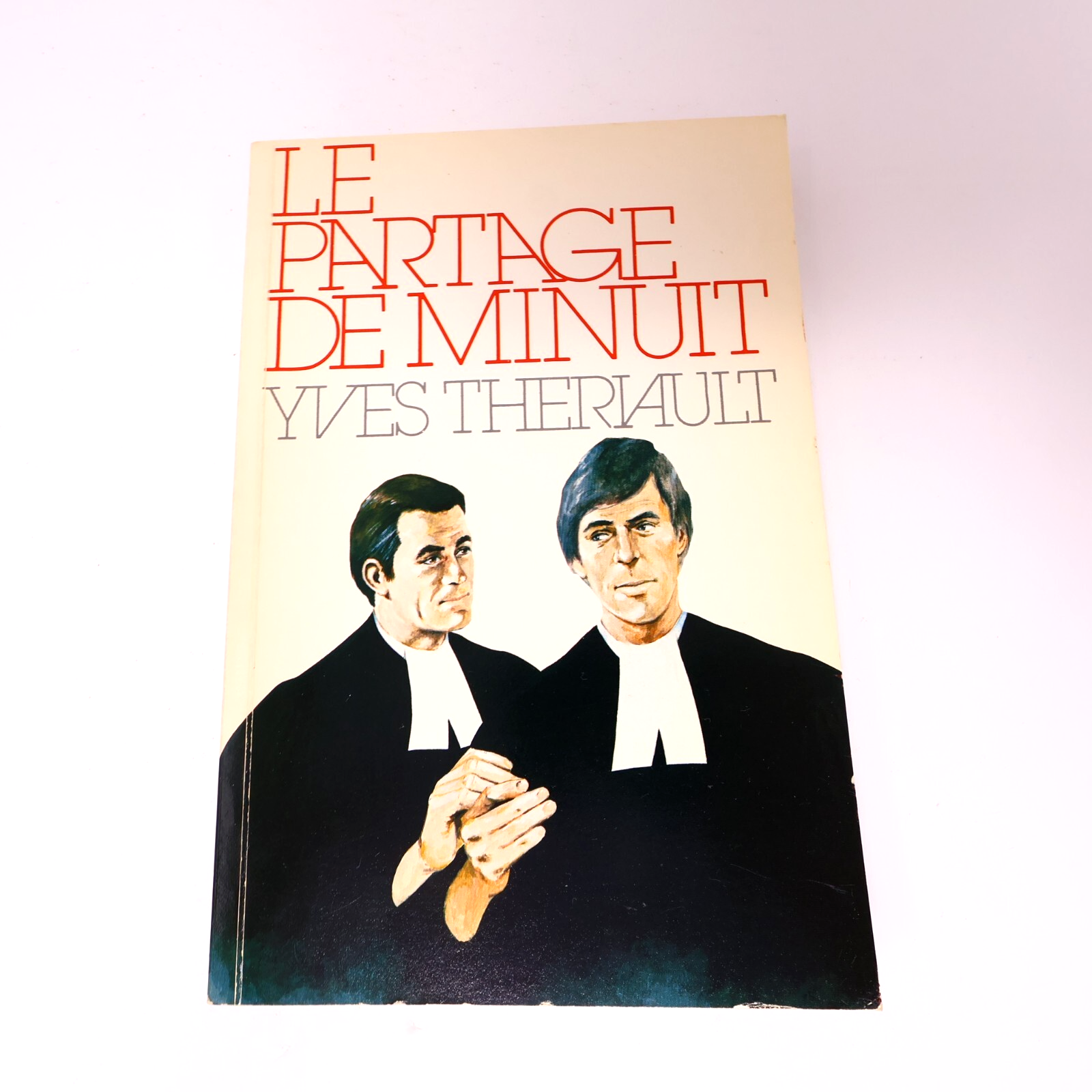 Yves Thériault Lot 8 Livres Agaguk/Quête de l'Ourse/Le Dernier Havre Roman PB