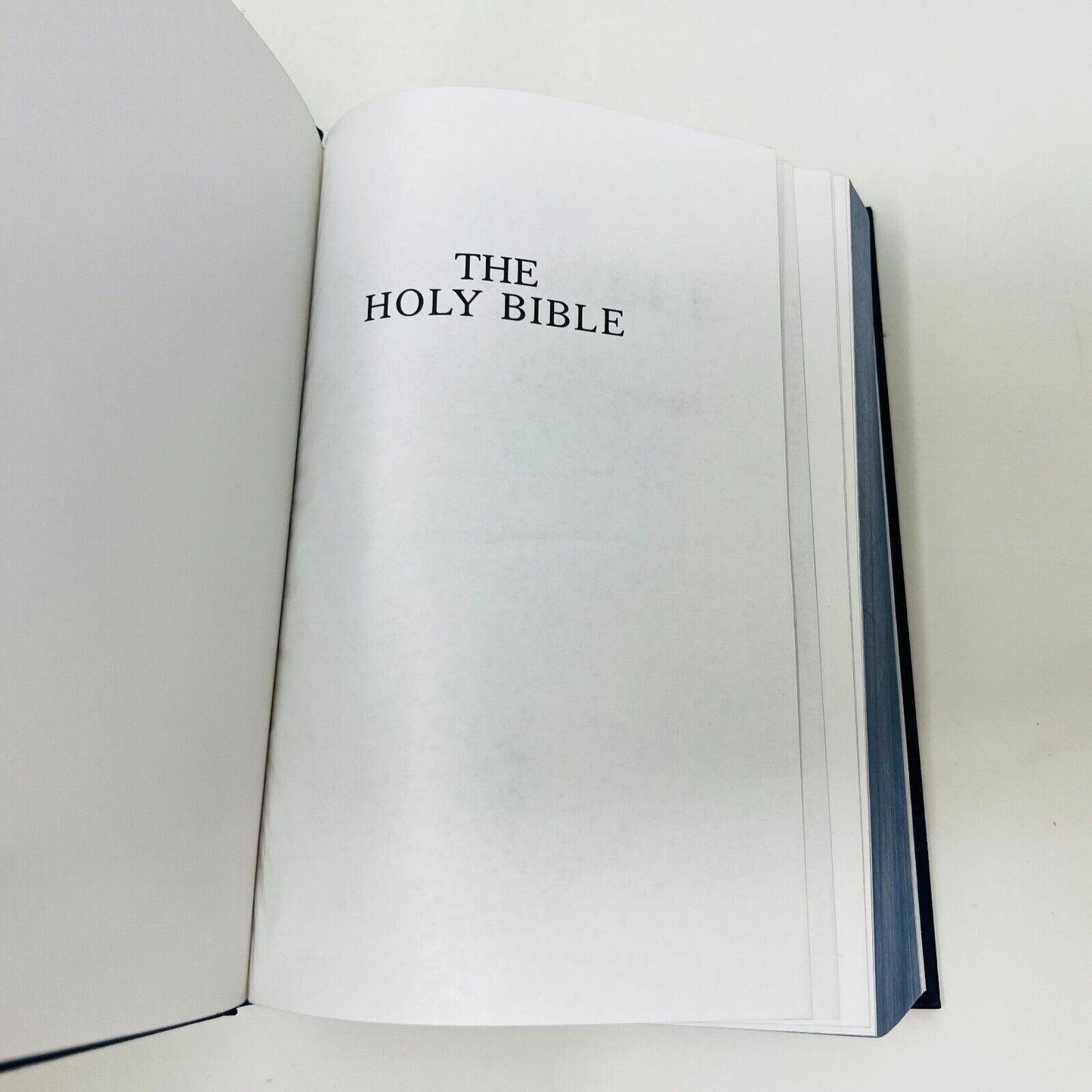 1993 Holy Bible NRSV Canadian Bible Society Hardcover New Revised Standard Vers.