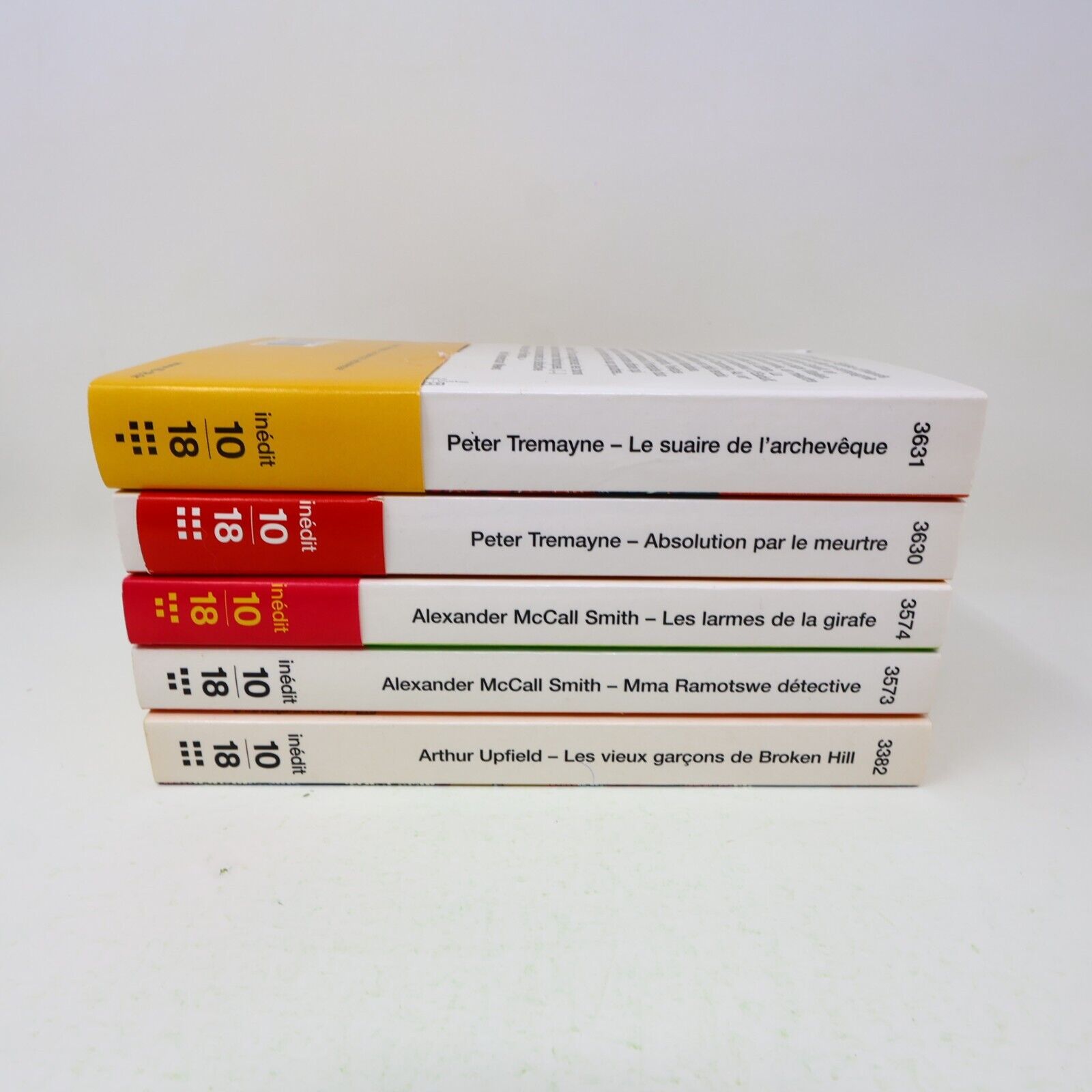 Alexander Mccall Smith Arthur Upfield Peter Tremayne Roman Policier Lot 5 10/18