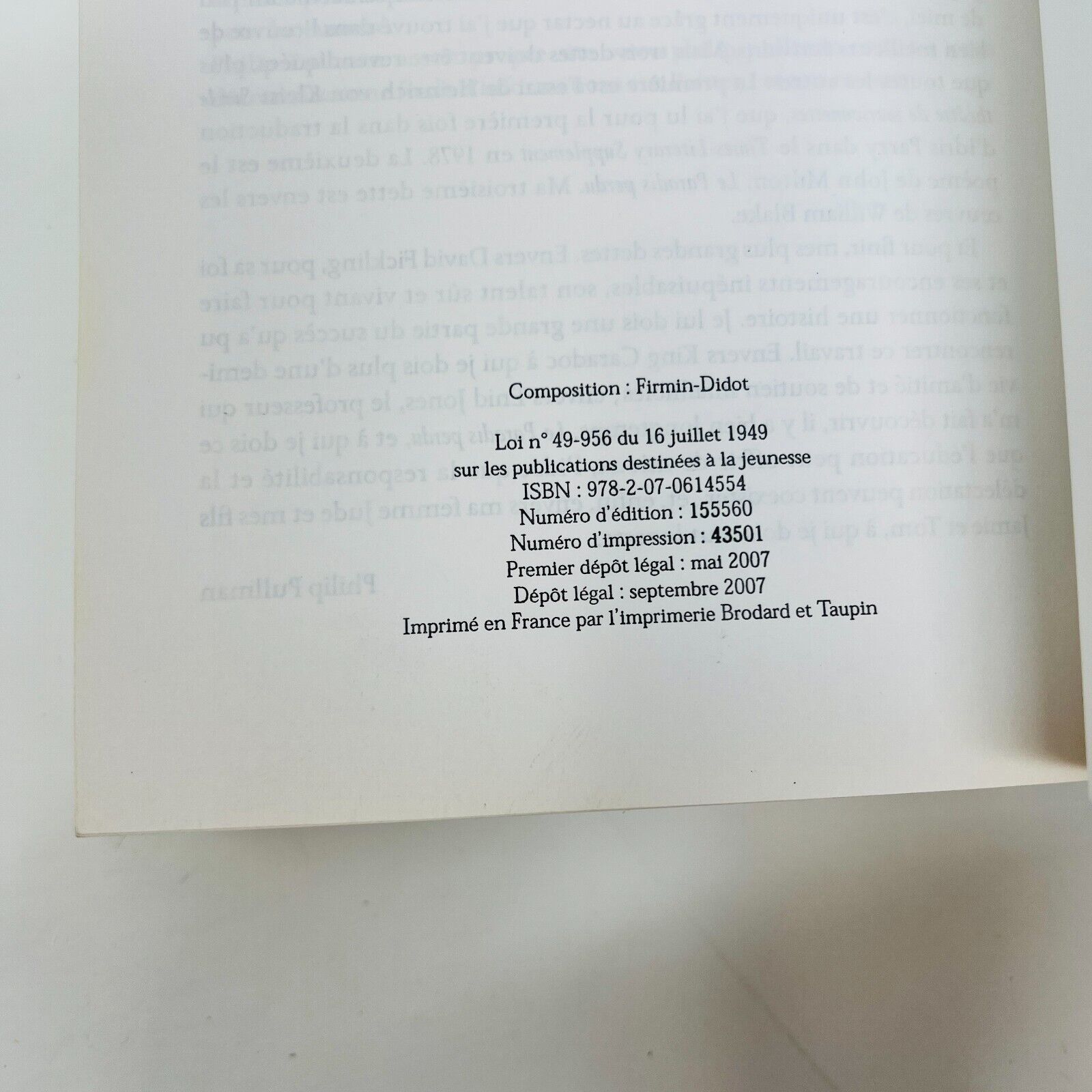 À la Croisée des Mondes l'Intégrale de Philip Pullman Omnibus Gallimard Français