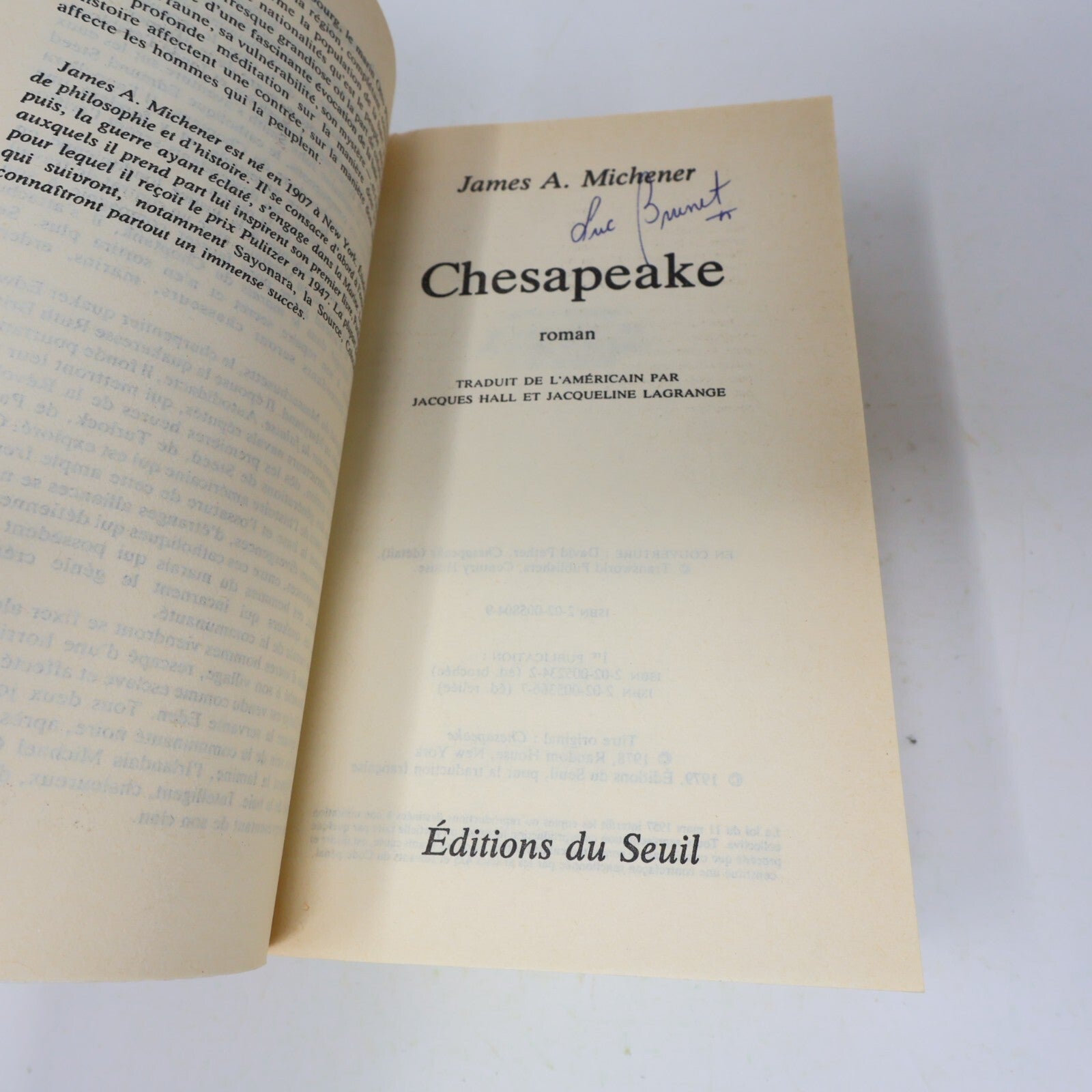 James Albert Michener Lot 2 Livres Chesapeake/L'Alliance Français French Seuil