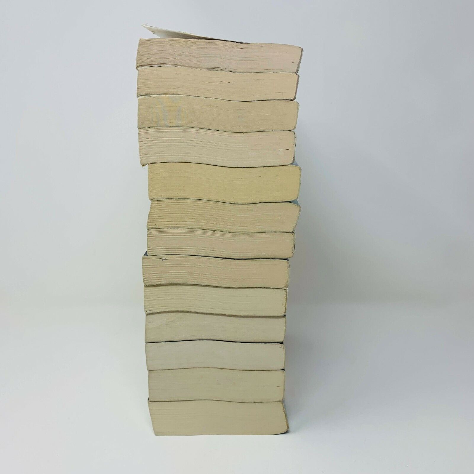 Minuit #1-14 de Lara Adrian Lot de 14 Livres en Français/French Minuit Écarlate