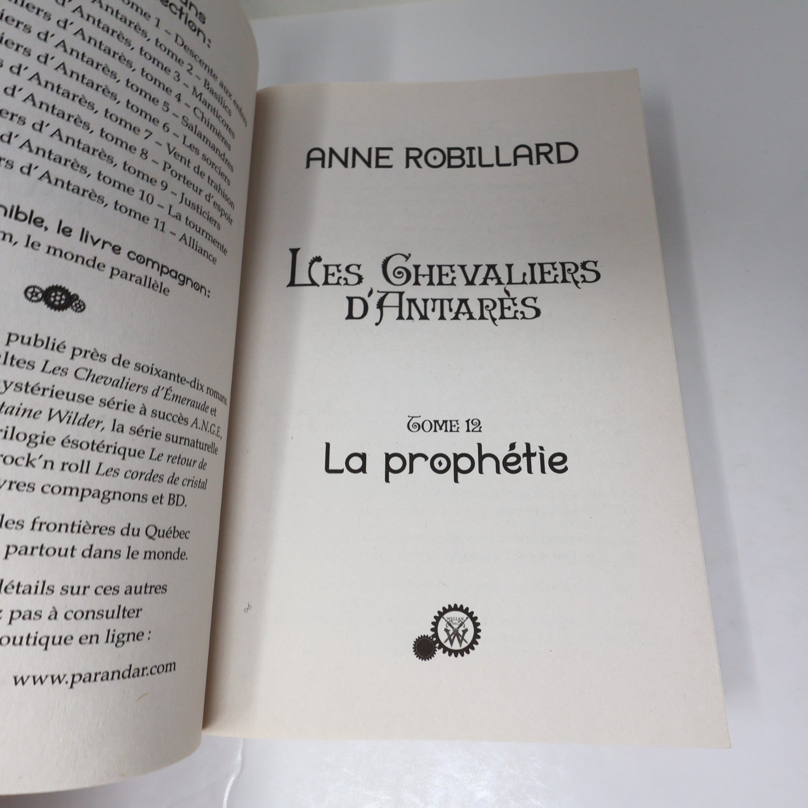 Les Chevaliers d'Antarès #1-12 Série Complète Lot 12 Livres Anne Robillard PB