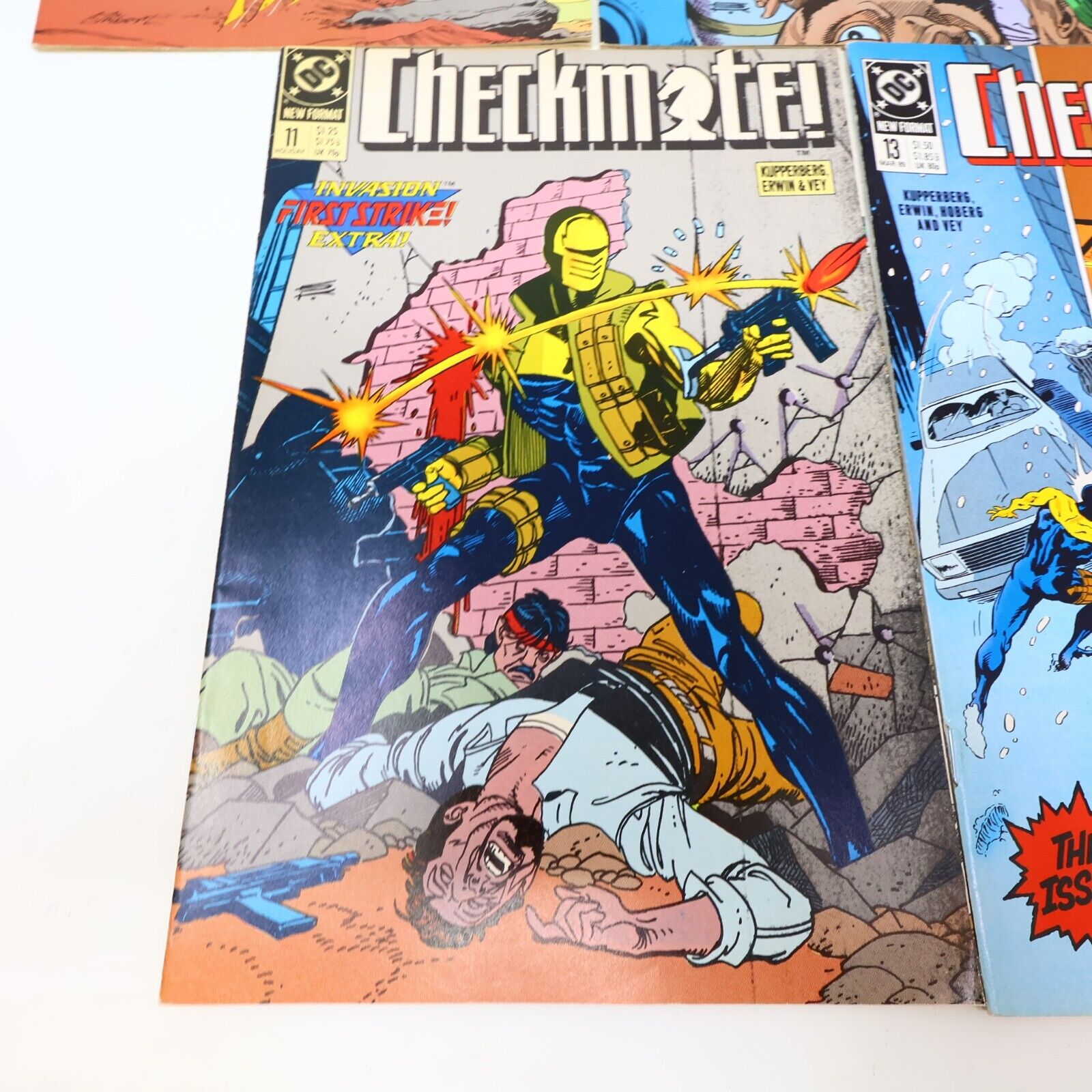 Lot 5 Comics Checkmate #6-7, 9, 13 Kupperberg/Erwin/Hoberg/Vey DC 1988-89